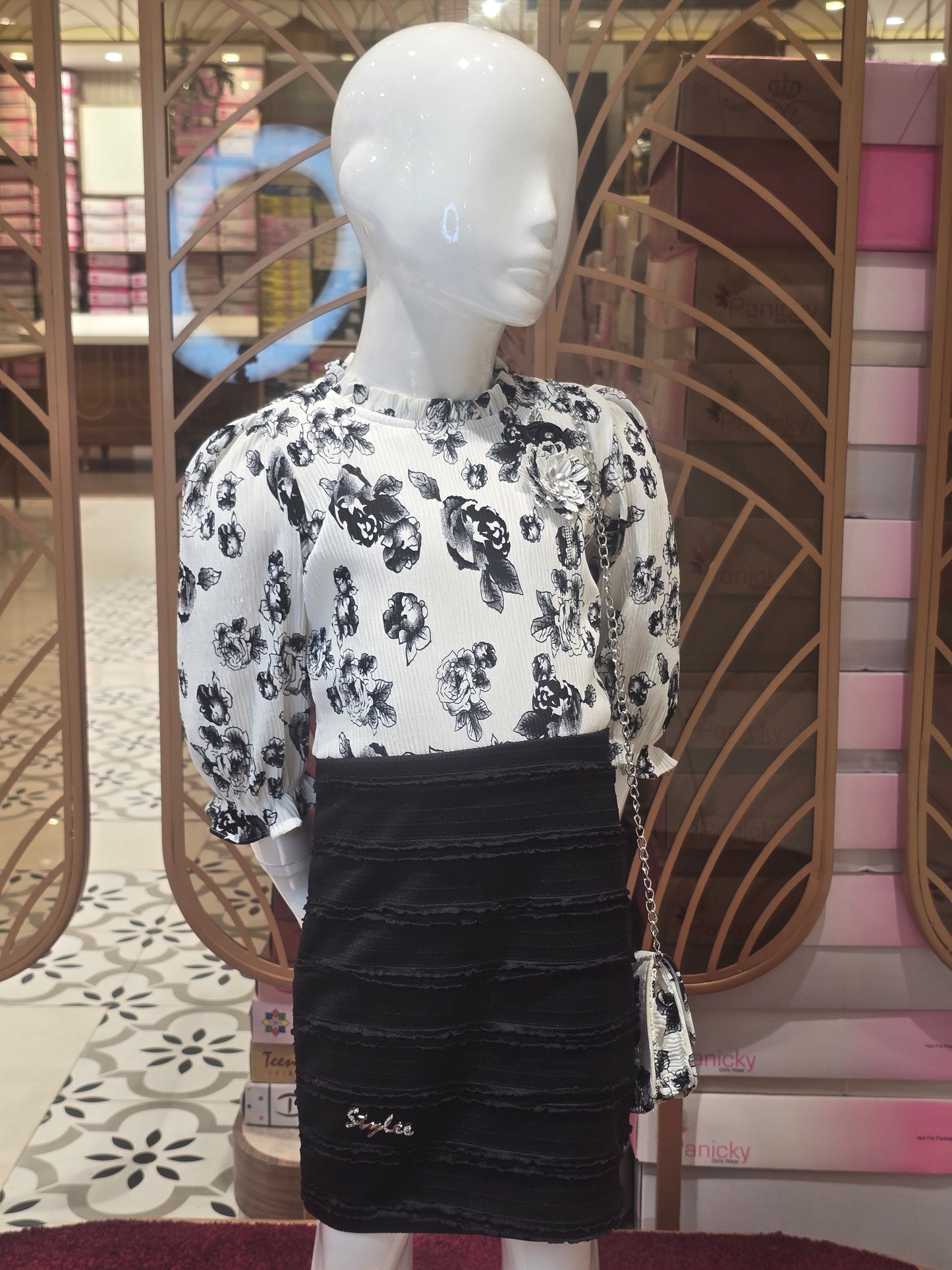 Girls Black White Floral Crush Georgette Western Set