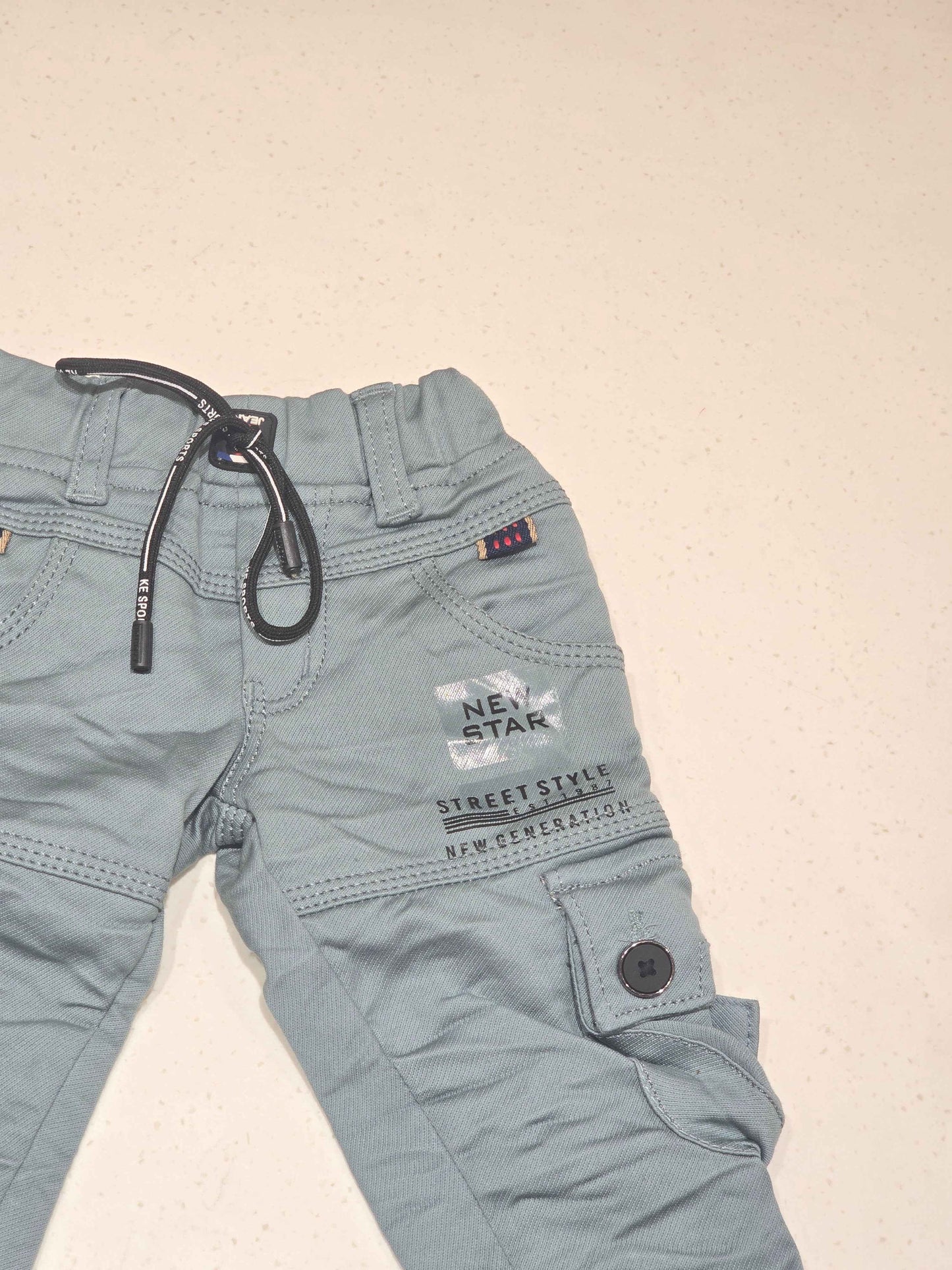Denim material cargo jeans pant with stylish bottons