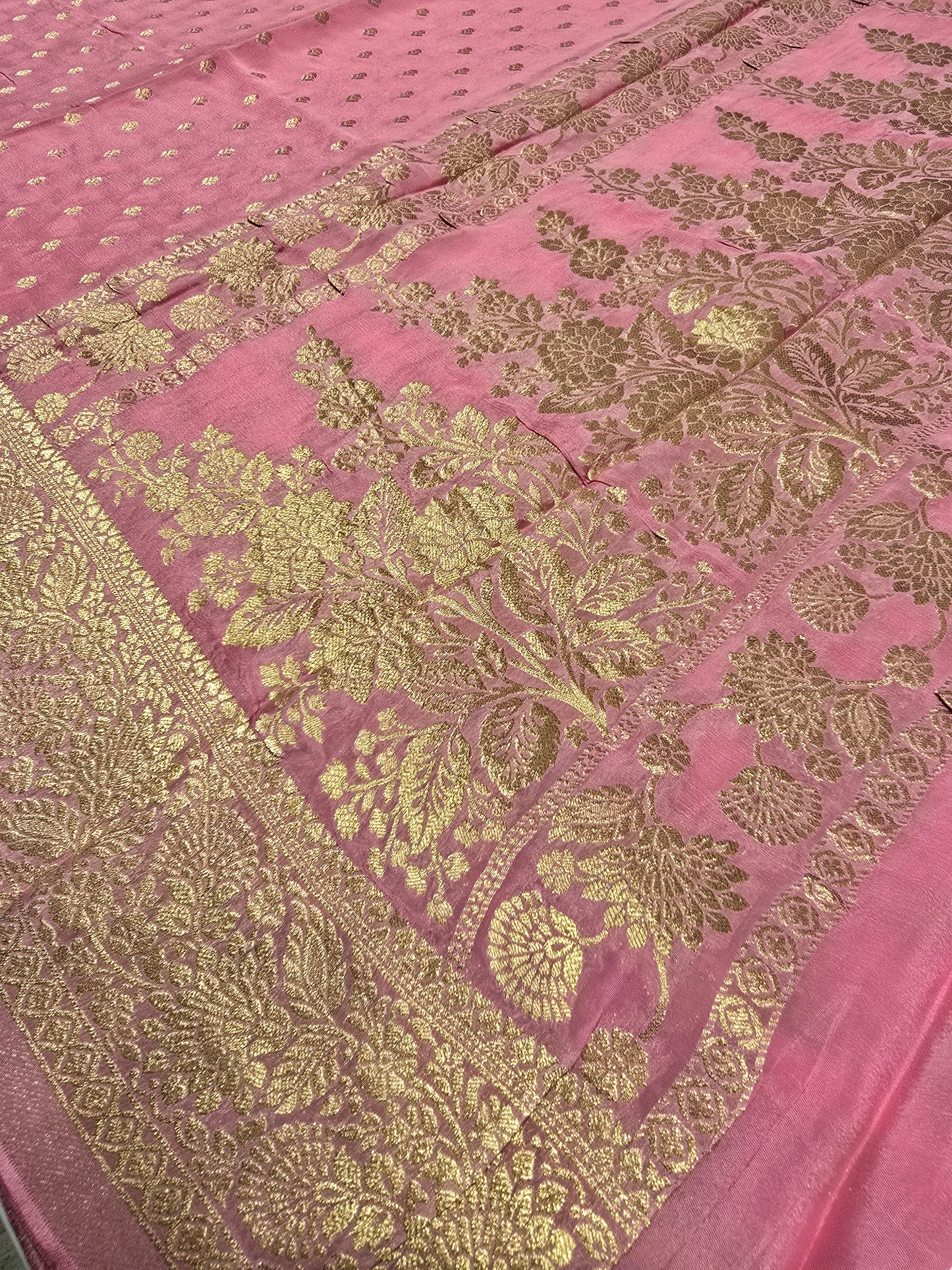 Chinon Banarasi Silk Saree with Thousand Butta & Designer Zari Border | Festive & Party Wear Saree for Women