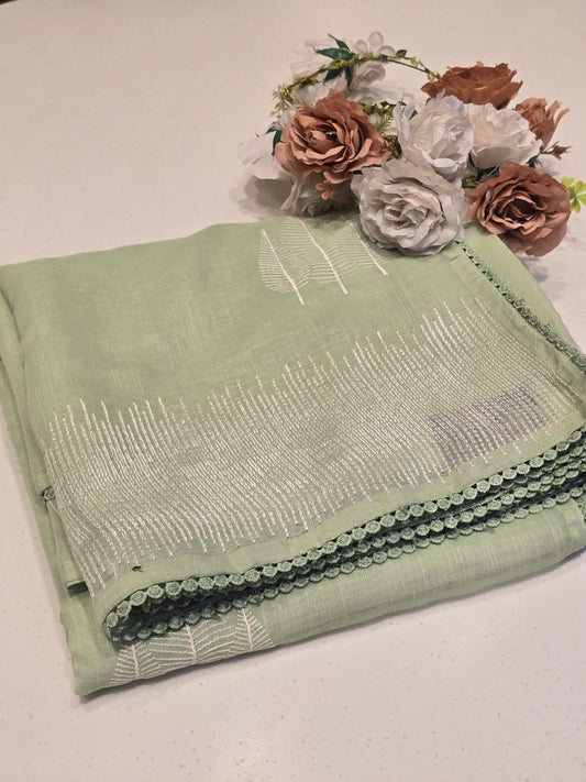 Linen with embroidery border and leaf motif Normal wear