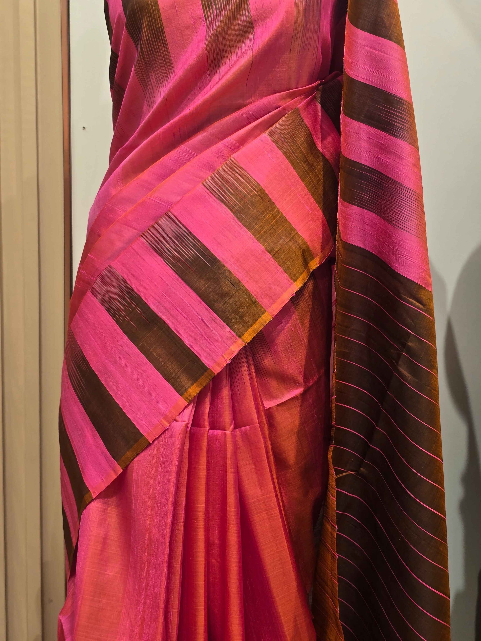 Pure jute silk with dual shade and kaddi pallu