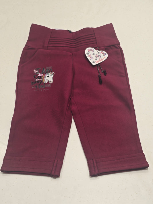 Girls Maroon Stretchable ¾ Unicorn Print Bottom