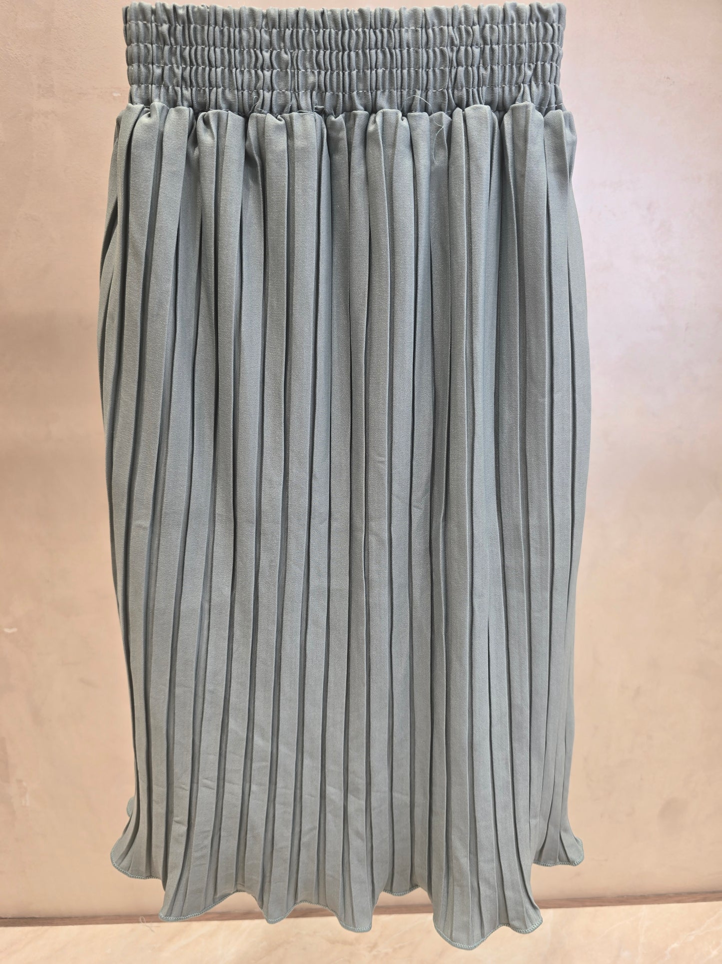 Pista Green Lycra ¾ Length Skirt for Girls with Elastic Waistband and Stylish Belt Logo for Casual Wear