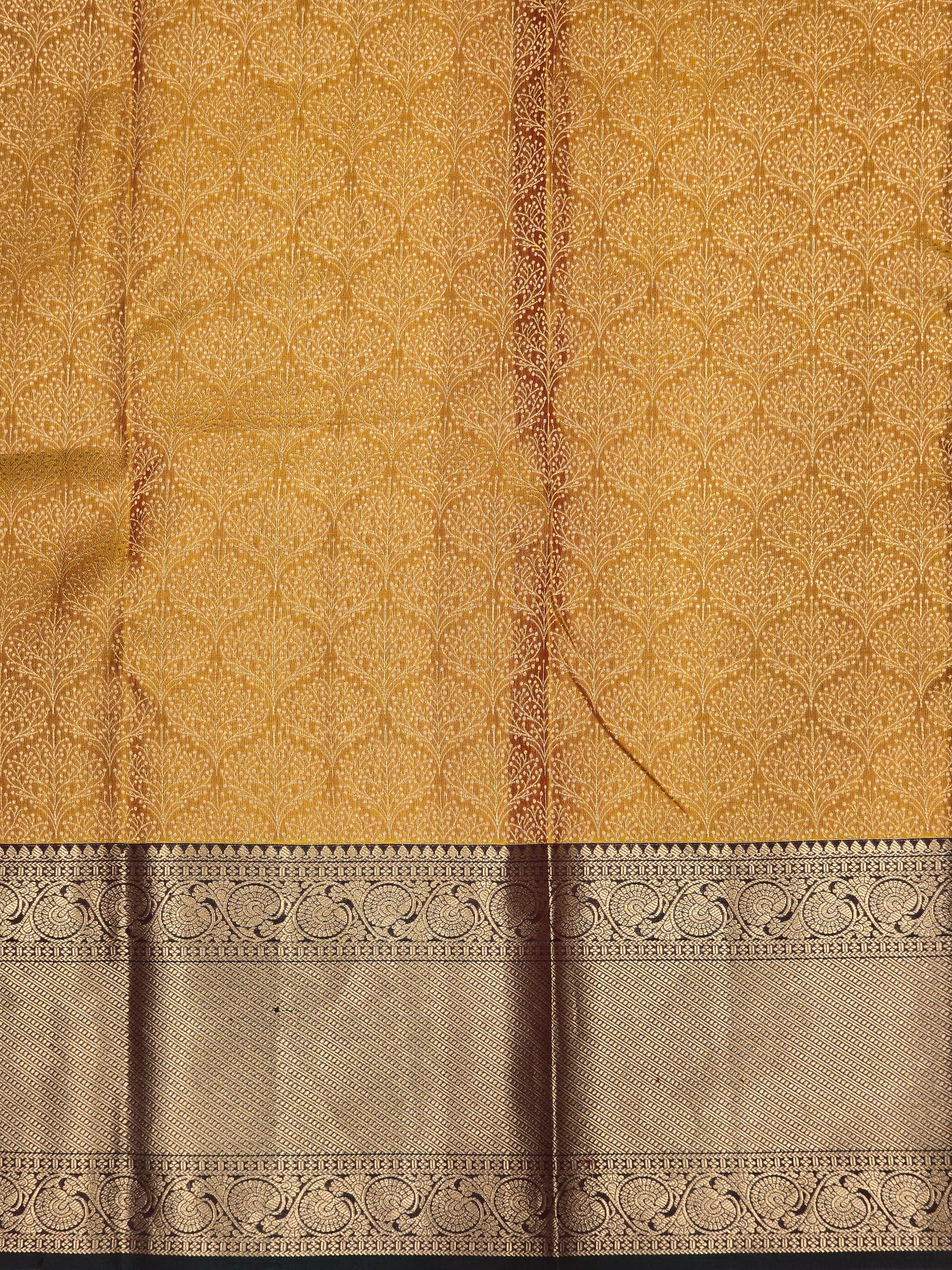 Pure Handloom Kanjivaram Brocade Silk Saree with Gatti Border and Rich Pallu