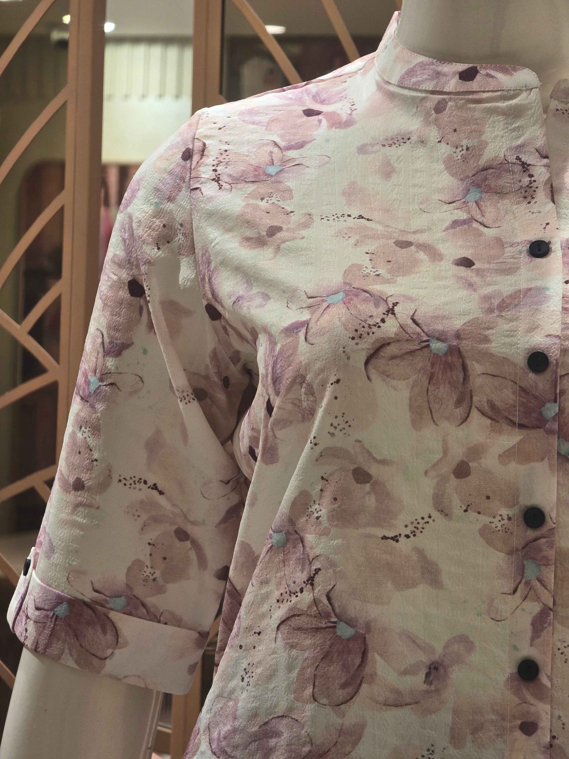 Printed Cotton material white based single kurta with i-neck