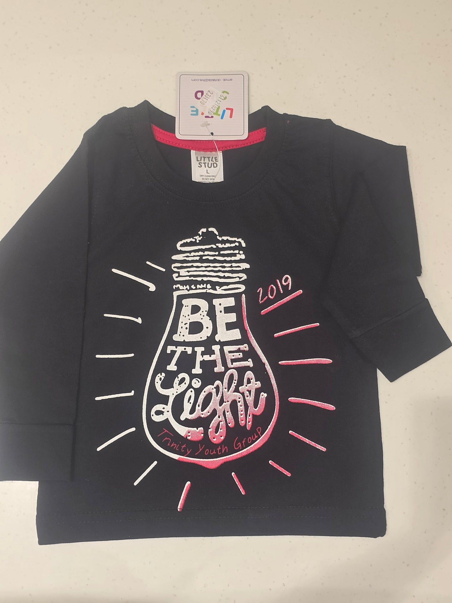 Cotton material black colour printed t-shirt