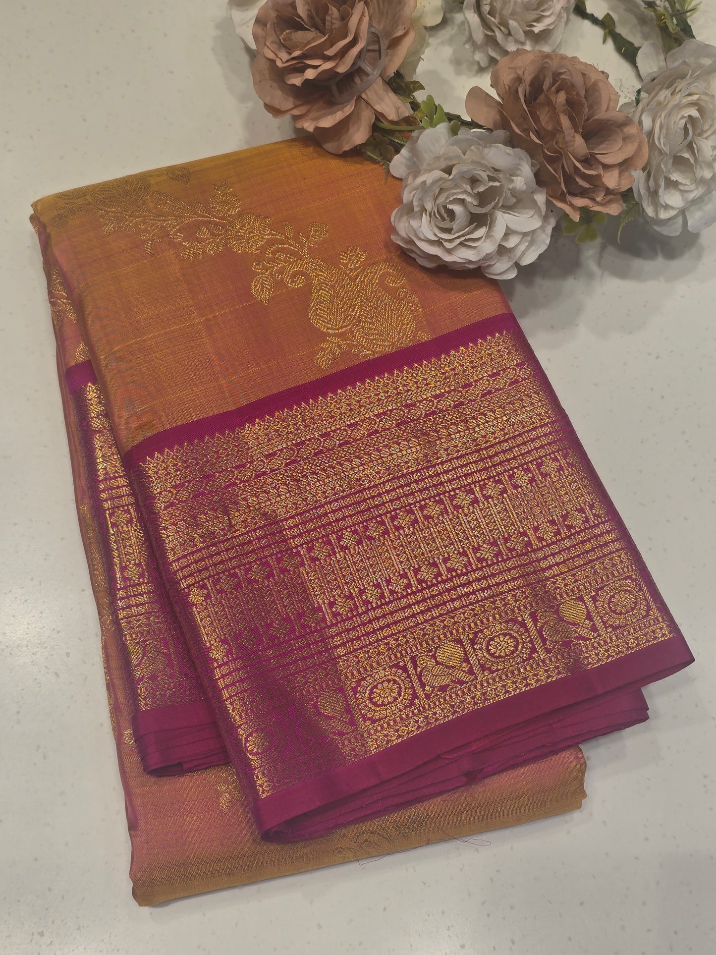 Handloom Pure Kanjivaram Silk Saree with Kalaanjali Design Across the Body, Rich Pallu & Contrast Blouse – Wedding Wear