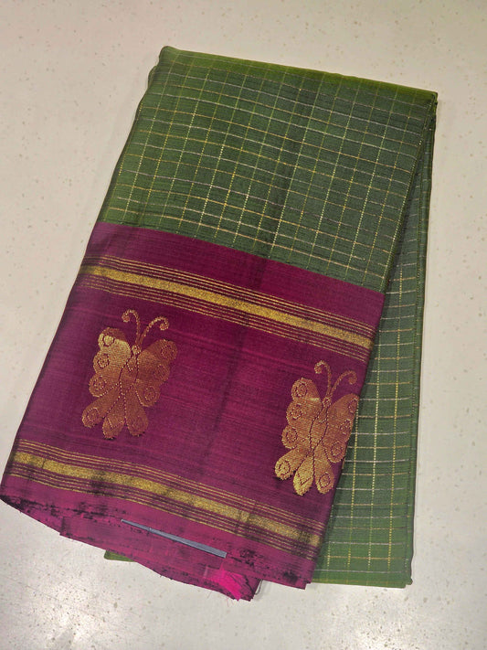 Pure Kanjivaram silm saree with checked pattren with traditional pallu