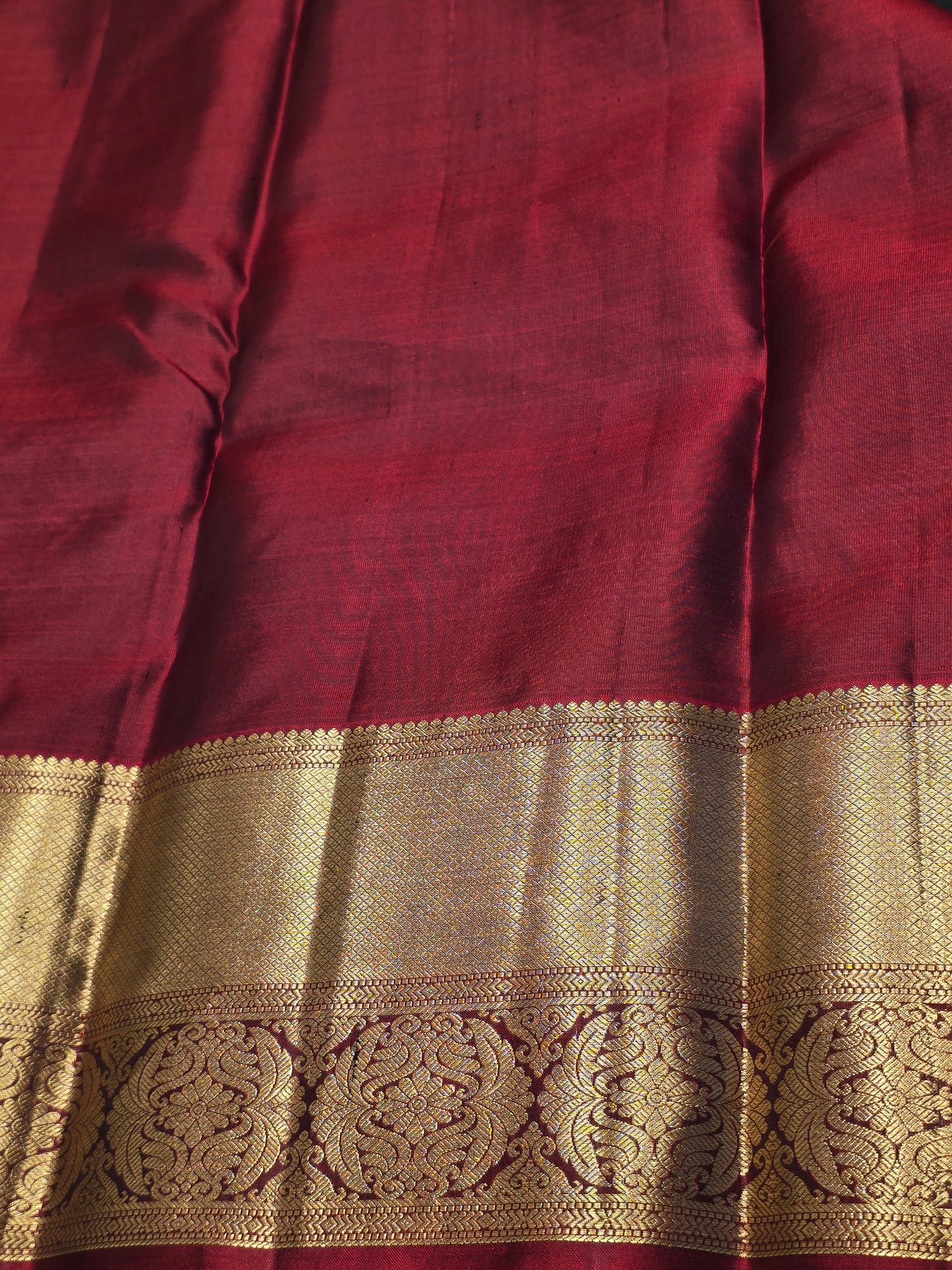 Pure Handloom Kanjivaram Silk Saree with Leaf Structured Tree Design Body, Gatti Traditional Border and Rich Pallu for Wedding and Festive Occasions