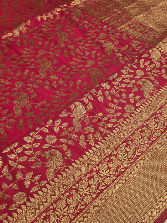 Semi Banarasi Floral Saree with Rich Design & Heavy Pallu – Festive Wear Collection