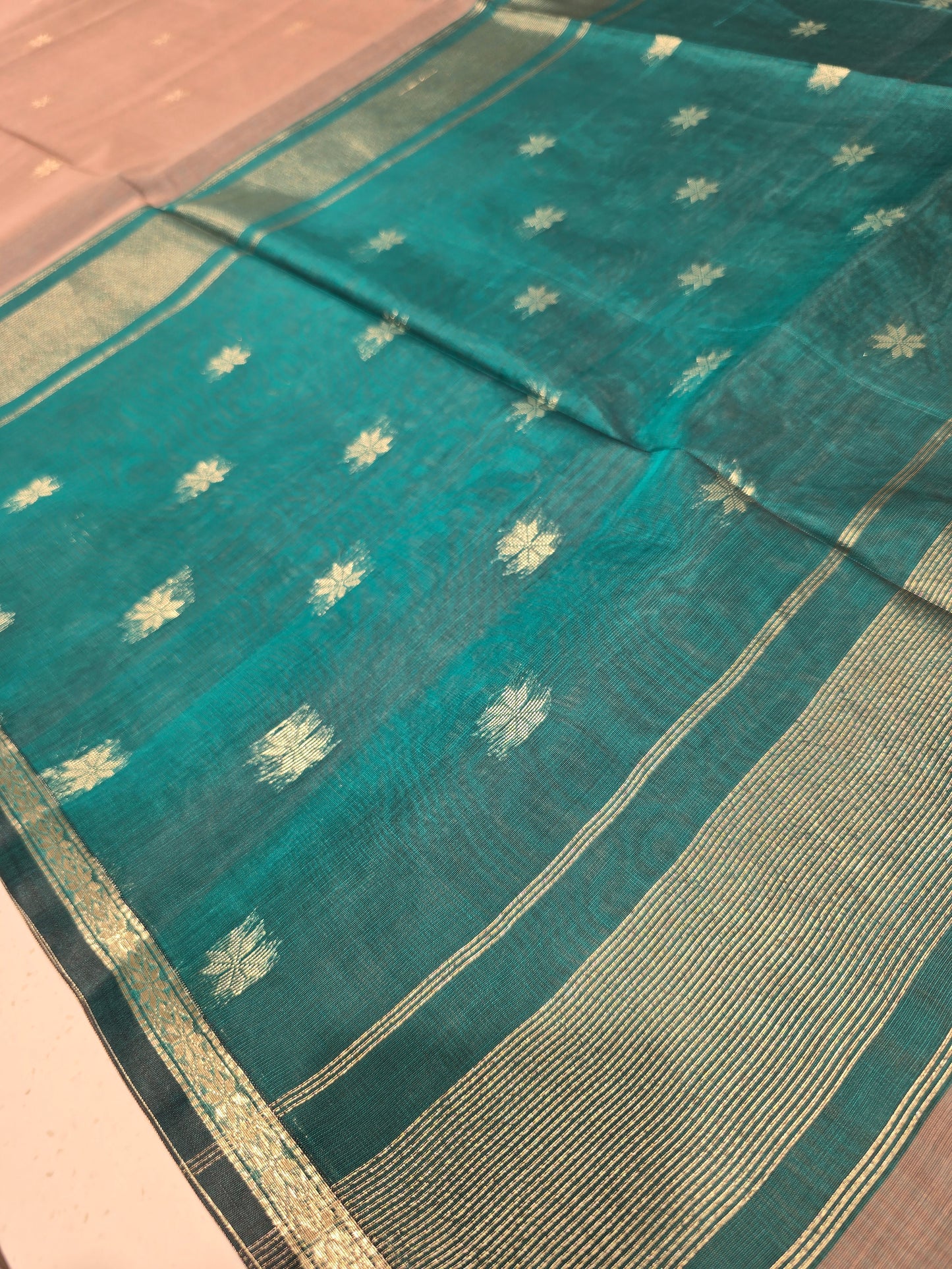 Maheshwari Cotton Silk Saree with Zari Border & Butta Design | Lightweight Festive & Daily Wear Saree for Women