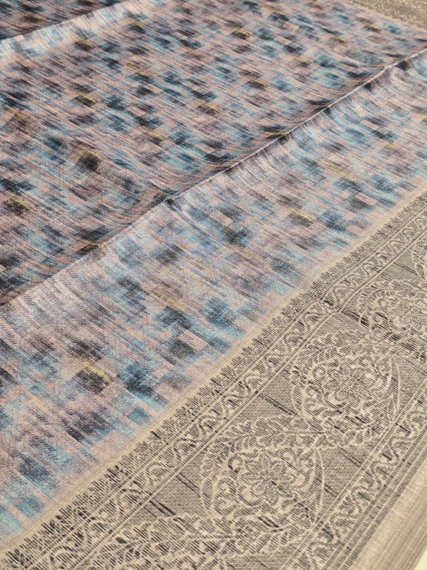 Raw silk with thread work border and pallu Daily wear