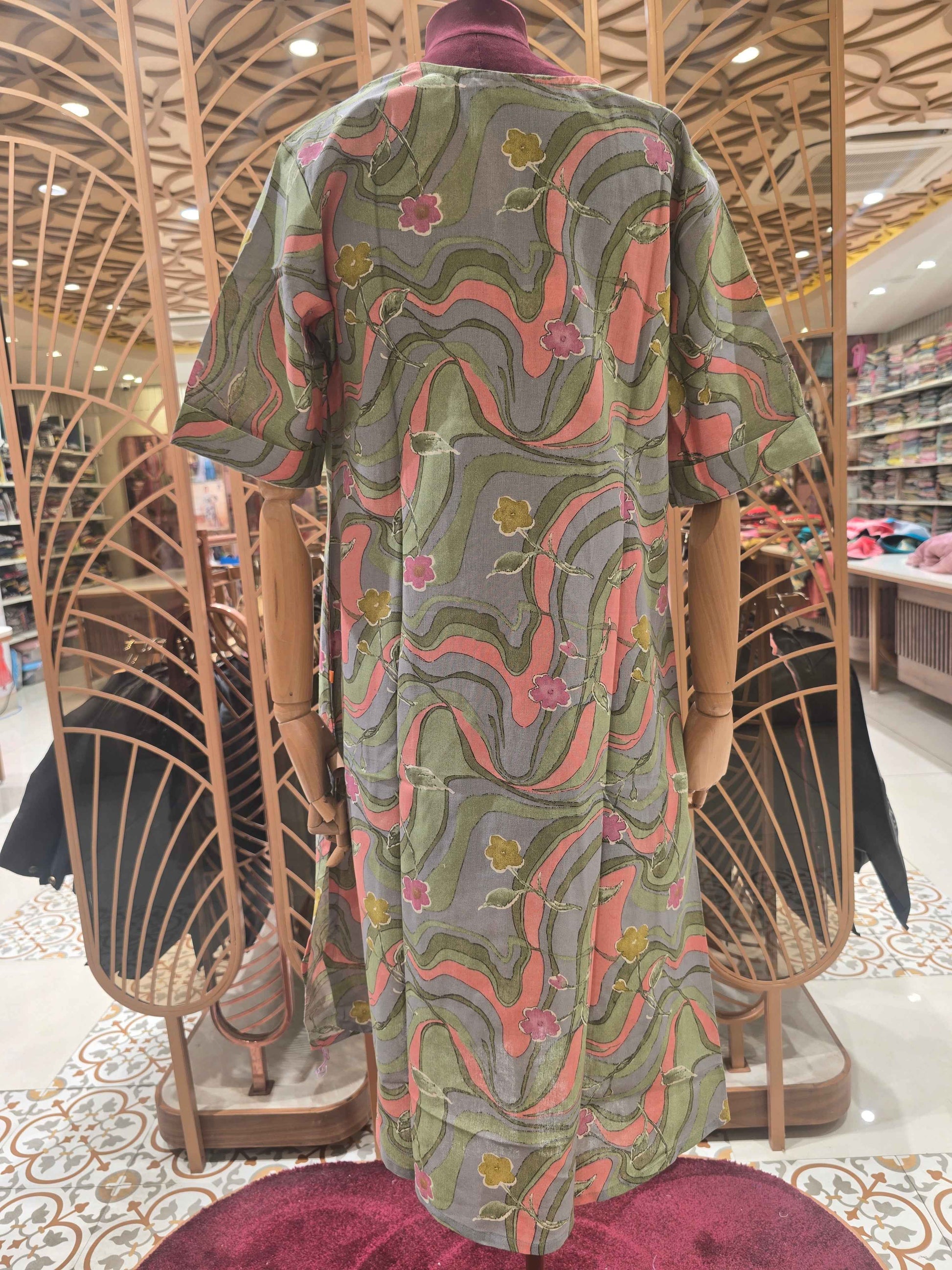 Printed Cotton material with v-neck and Elbow sleeves