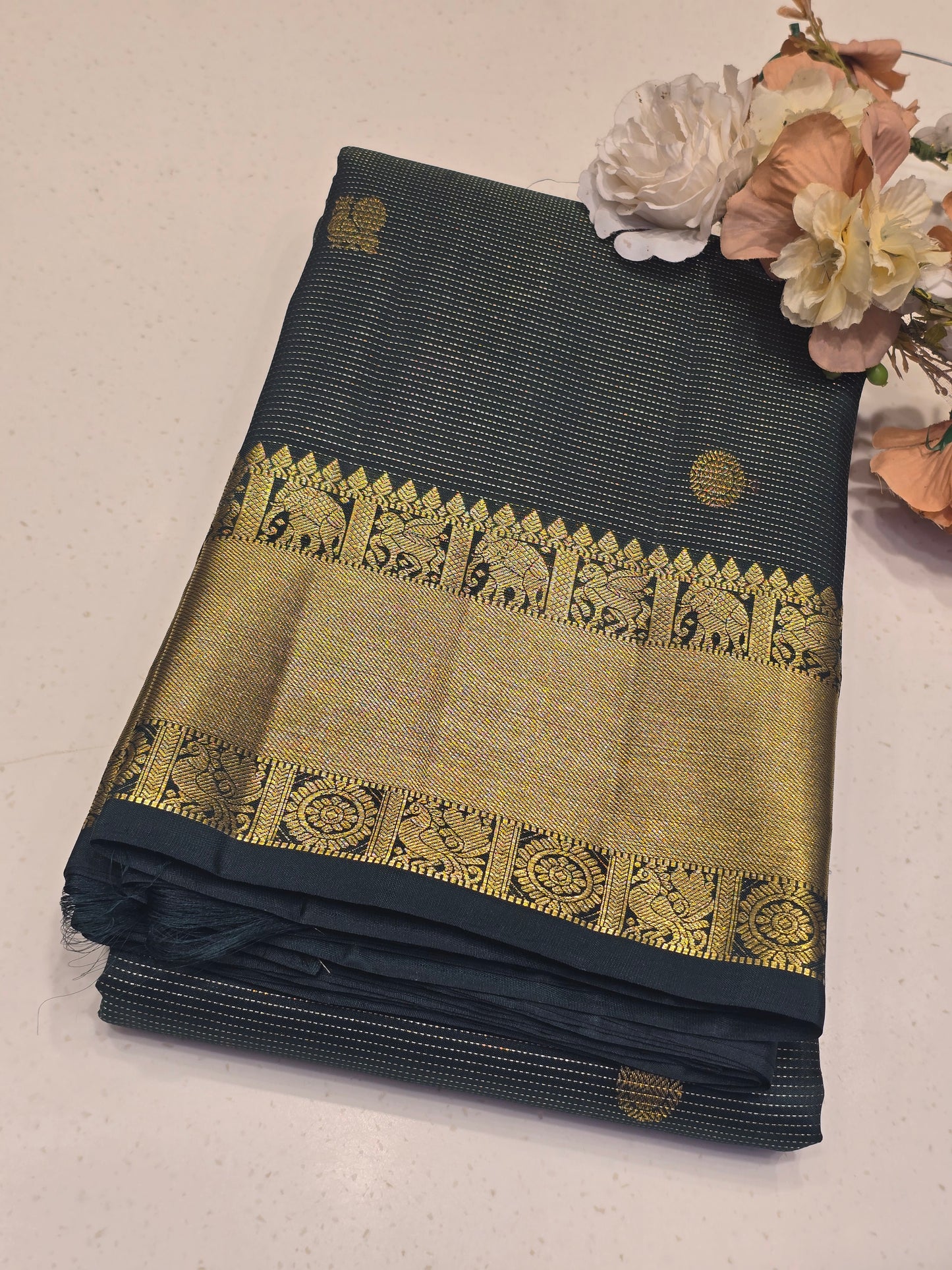 Pure Kanchee Handloom Silk Saree with Micro Horizontal Pattern, Traditional Zari Border & Rich Bottle Green / Reddish Pink Blouse | Wedding & Festive Wear