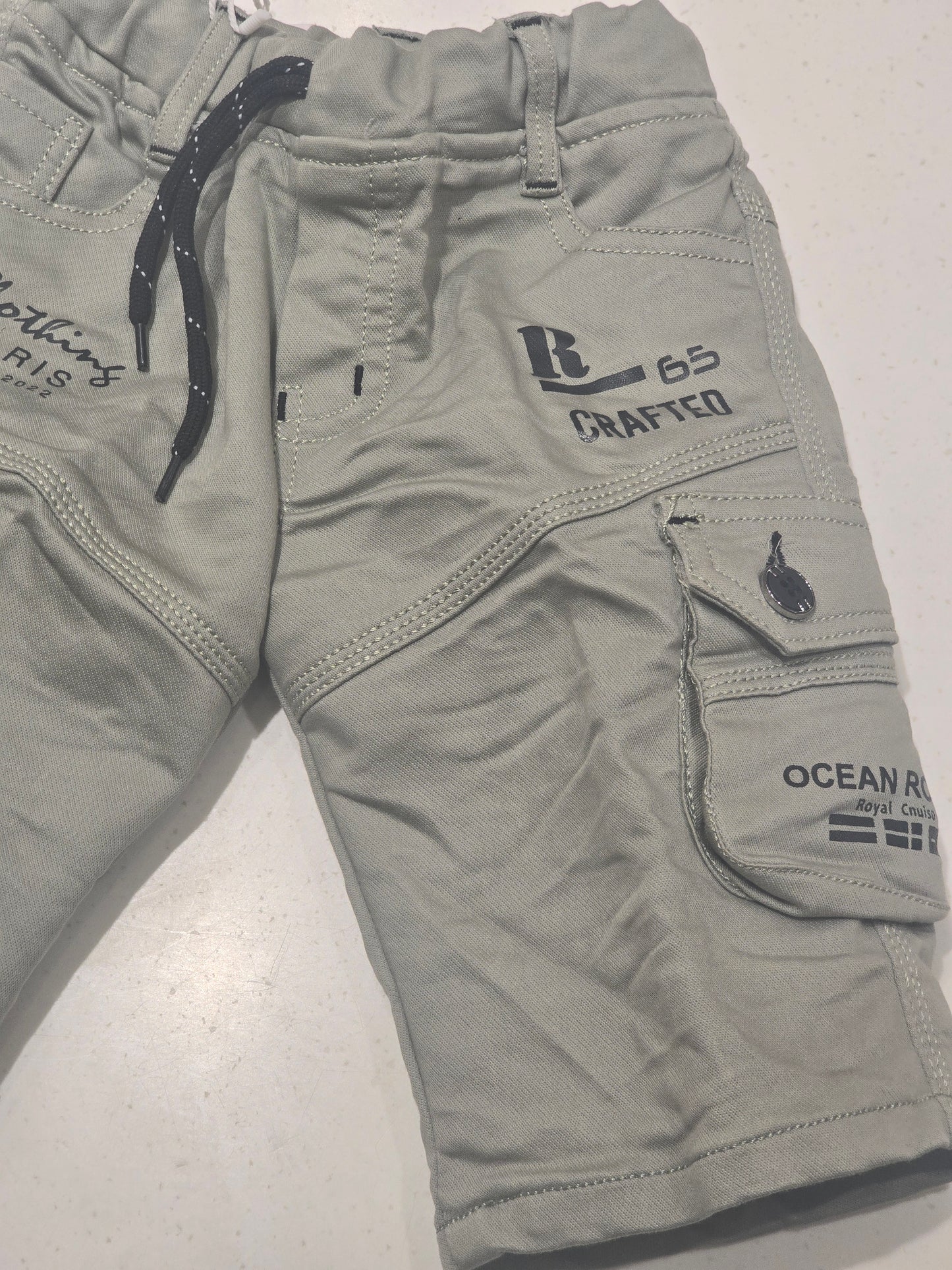 Boys Gray Corduroy Elastic Waist ¾ Shorts