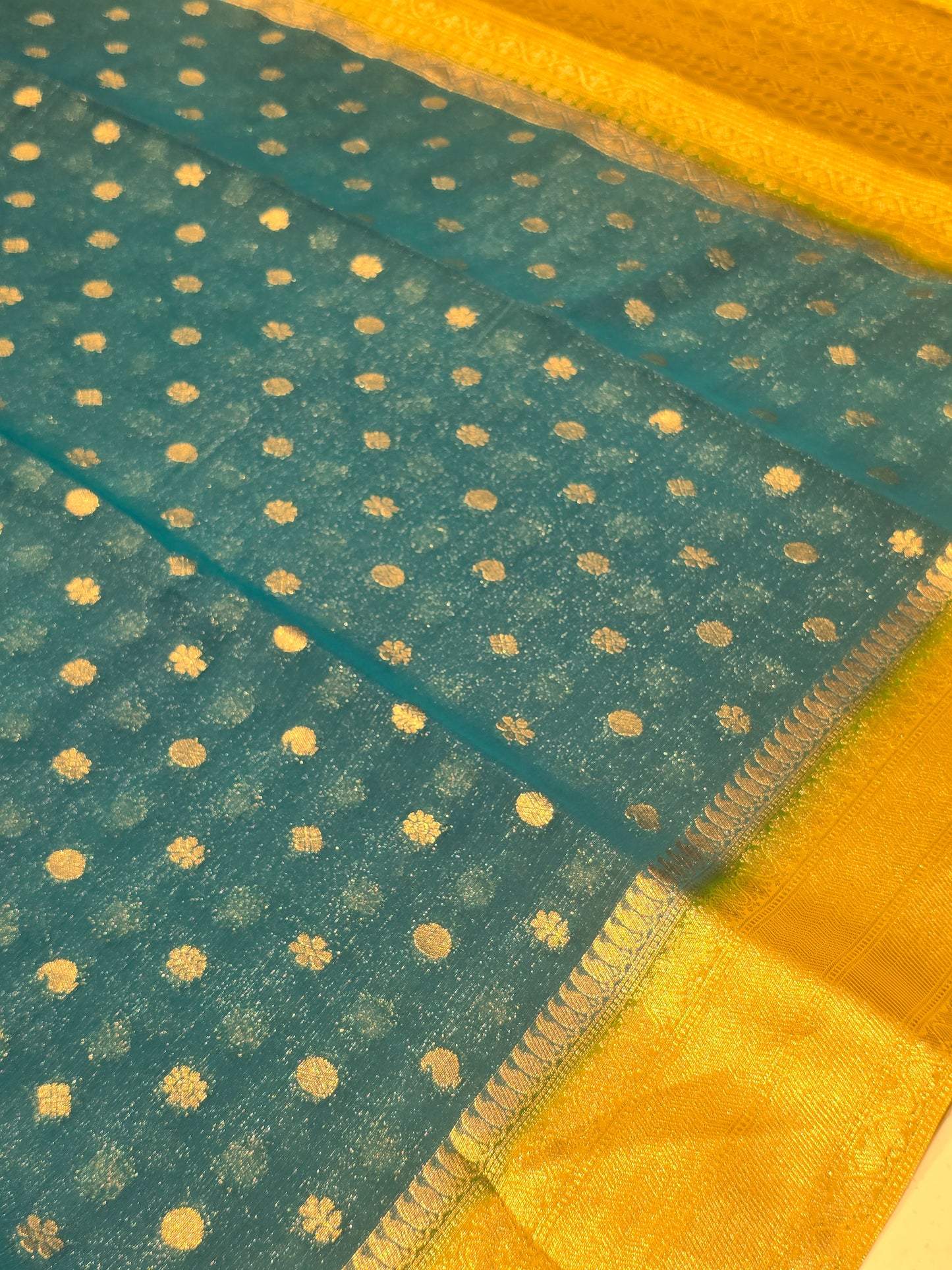 Georgette Silk Saree with Butta Motif, Traditional Zari Border & Contrast Blouse | Festive & Party Wear