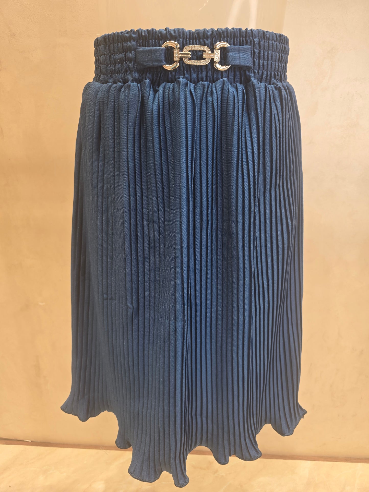 Lycra ¾ Length Skirt for Girls with Round Elastic Waistband, Stylish Belt Logo and Comfortable Casual Fit