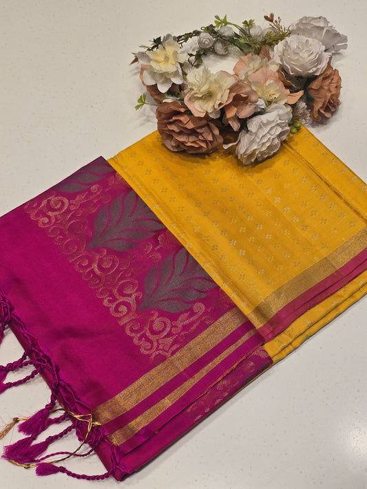 Pure Soft Silk Kanjivaram Saree with Small Motif Designs, Antique Zari Leaf Finished Rich Pallu and Thin Border for Festive and Wedding Occasions