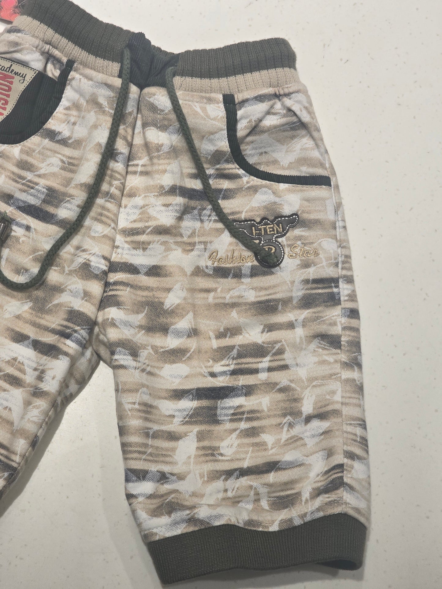 Lycra Material multi colour shades ¾ with 4 pockets