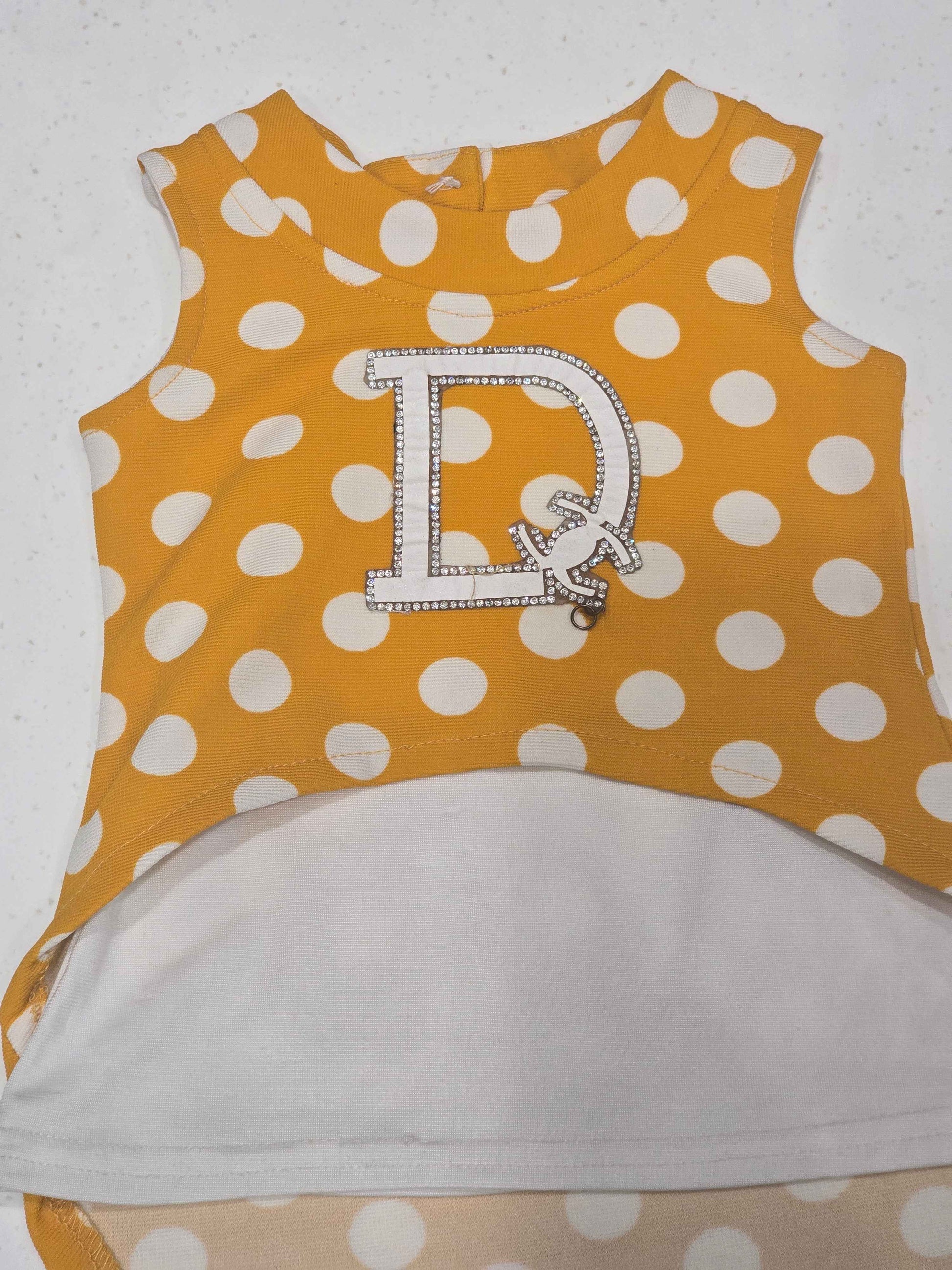 Lycra Material mustred colour western top with Sleeveless
