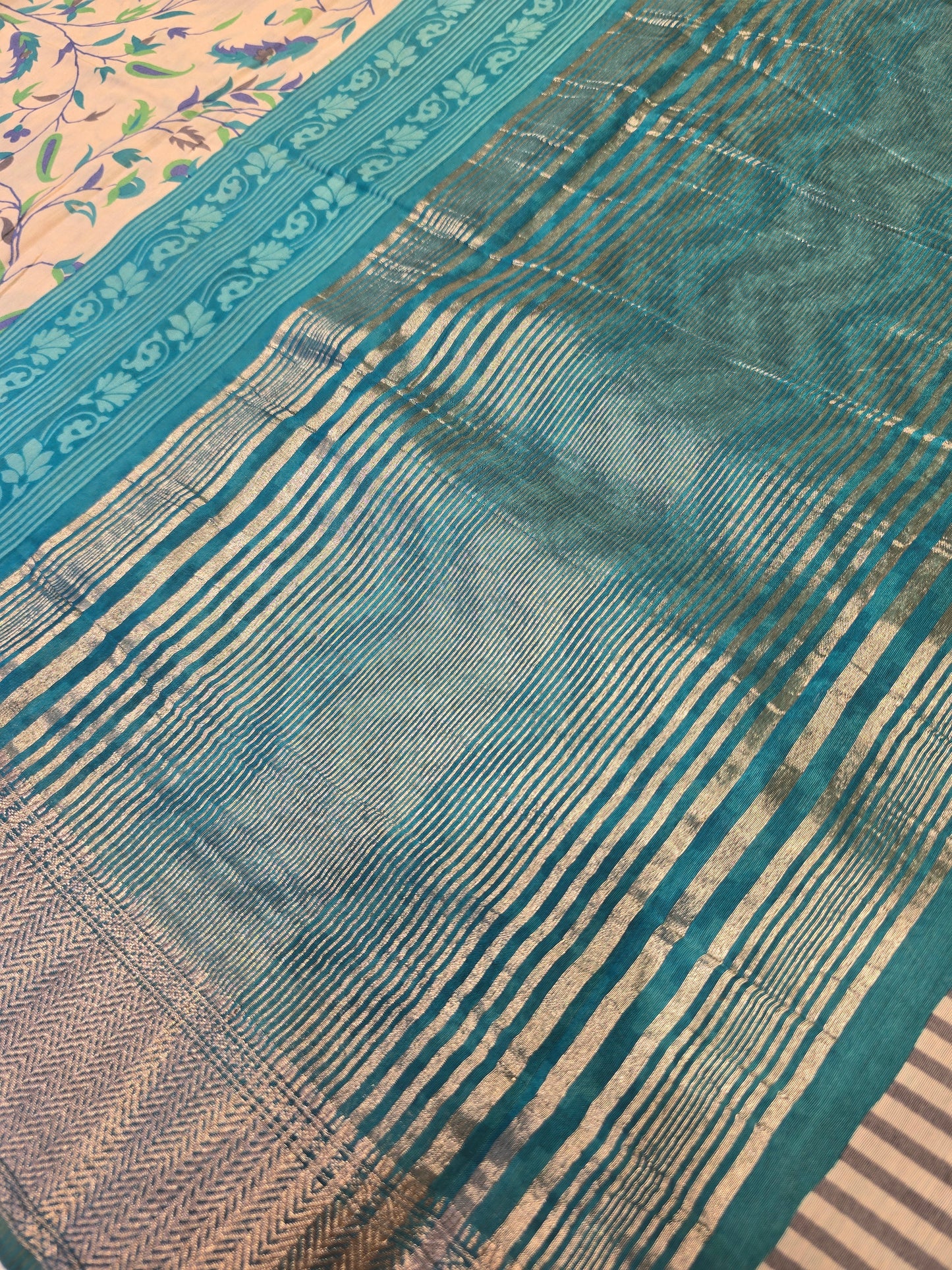 Soft Printed Cotton Saree with Gatti Border | Lightweight Festive & Daily Wear Saree