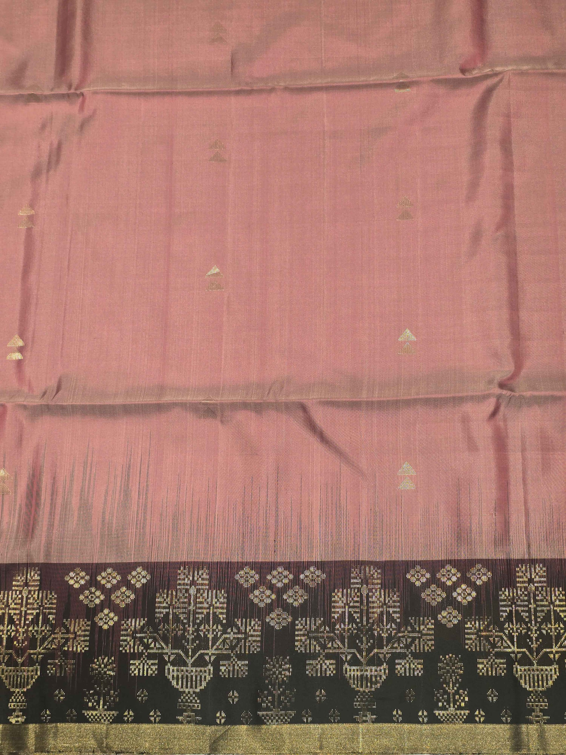 Pure handloom softsilk onion pink with black colour and triangles motifs