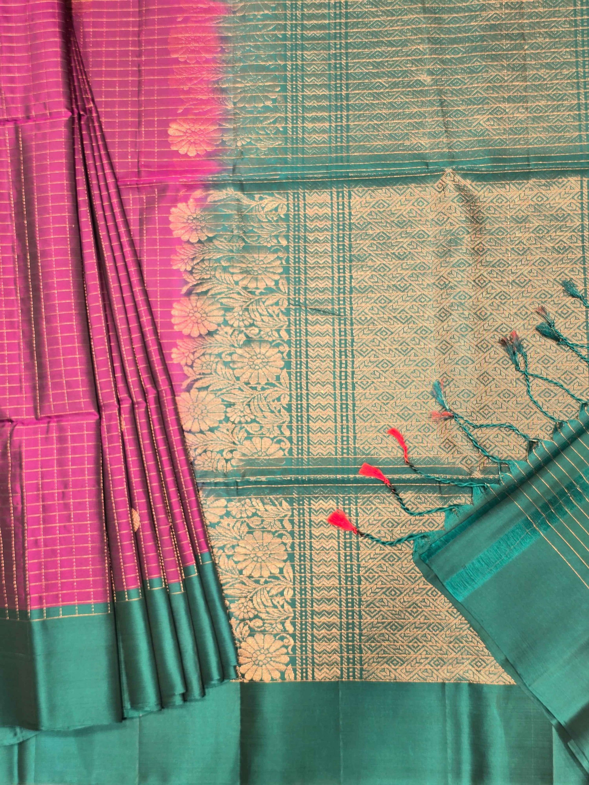 Pure softsilk saree , checked pattren with traditional peacock design motifs