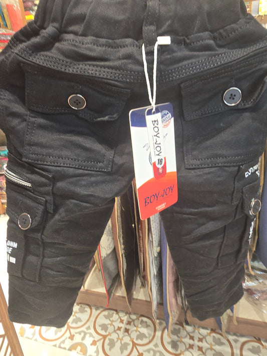 Crush cargo with 6 pocket