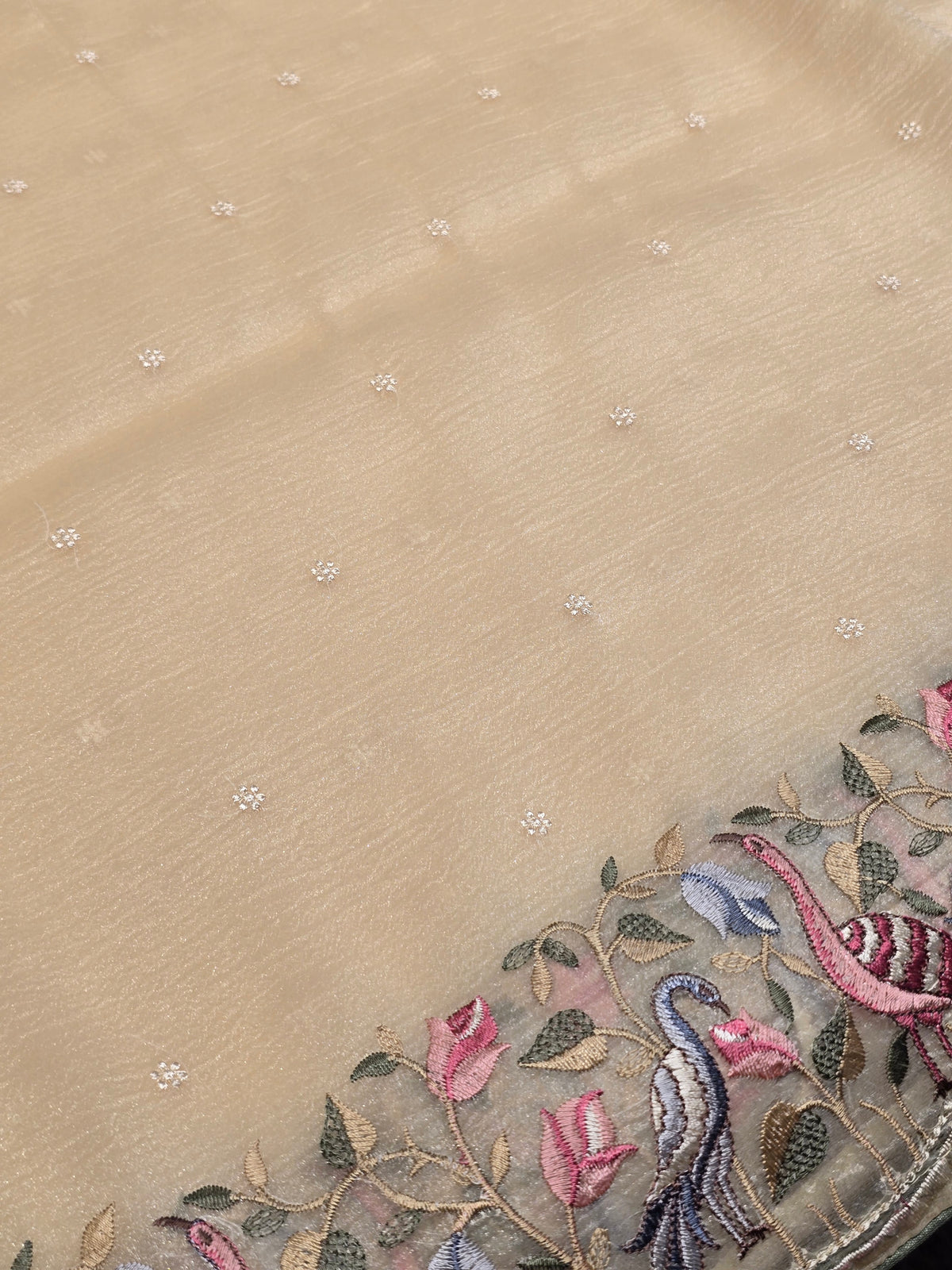 Glass Silk Saree with Crush Material, Small Butta Floral & Peacock Fancy Border – Party Wear
