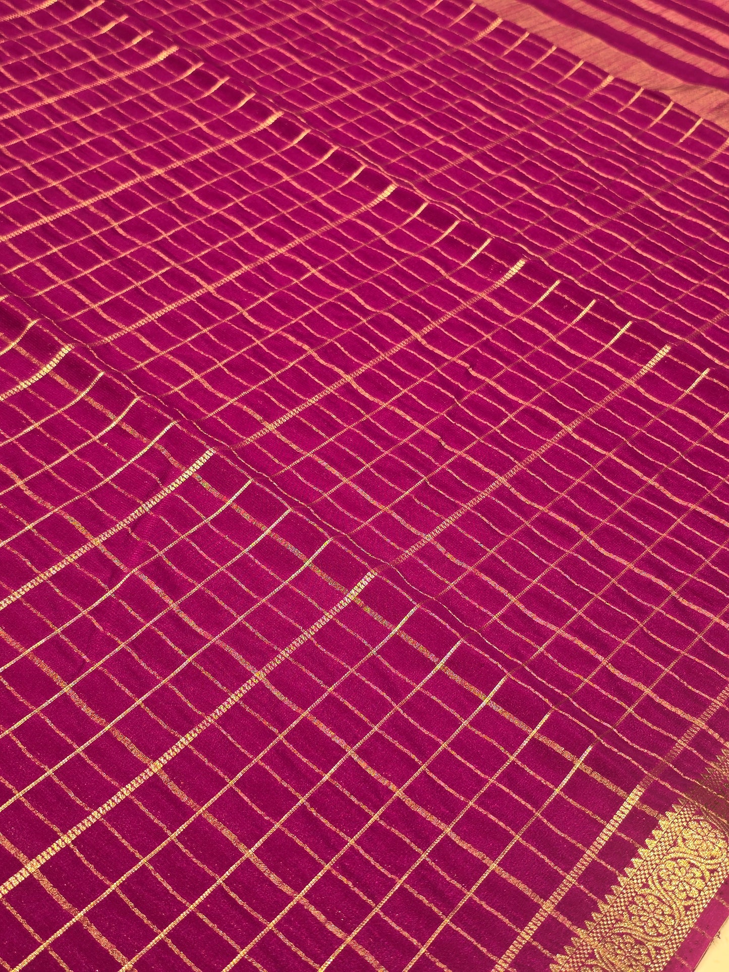 Semi Crepe Silk Saree with Checked Pattern, Small Traditional Border & Rich Pallu | Festive & Traditional Wear