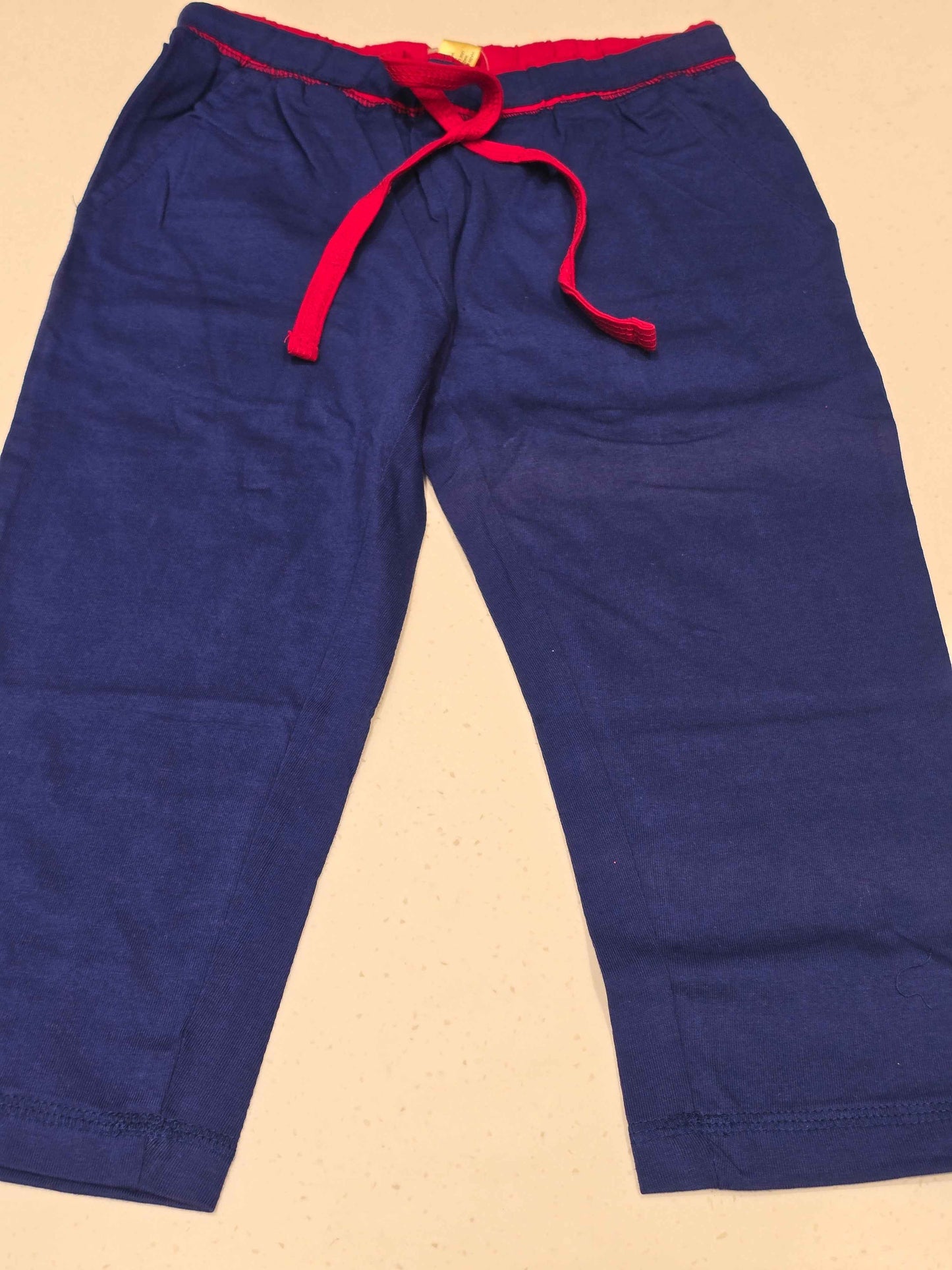 Cotton material capri for girl with Elasticable waist
