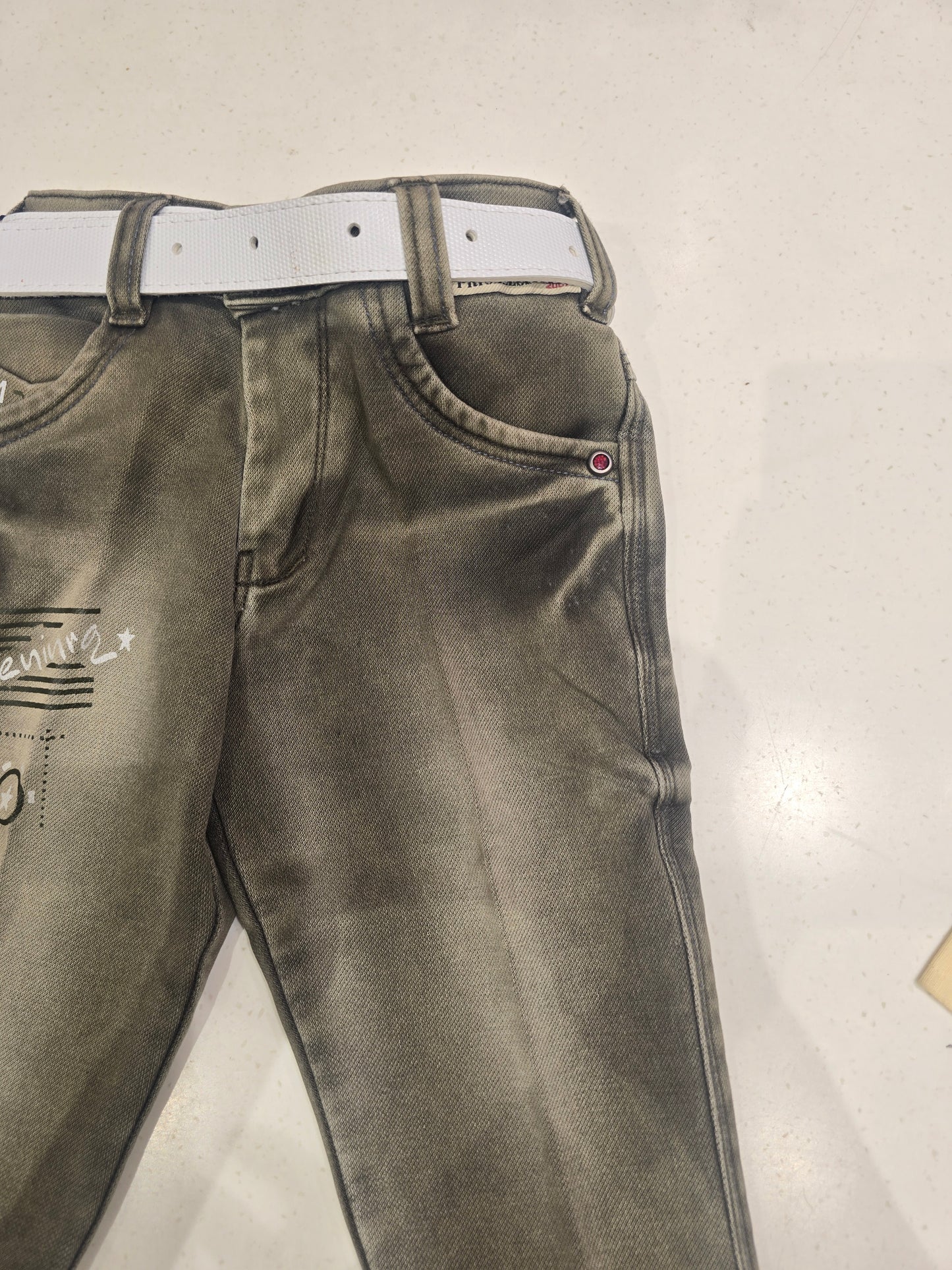 Denim material gray color jeans pant for boys with belt