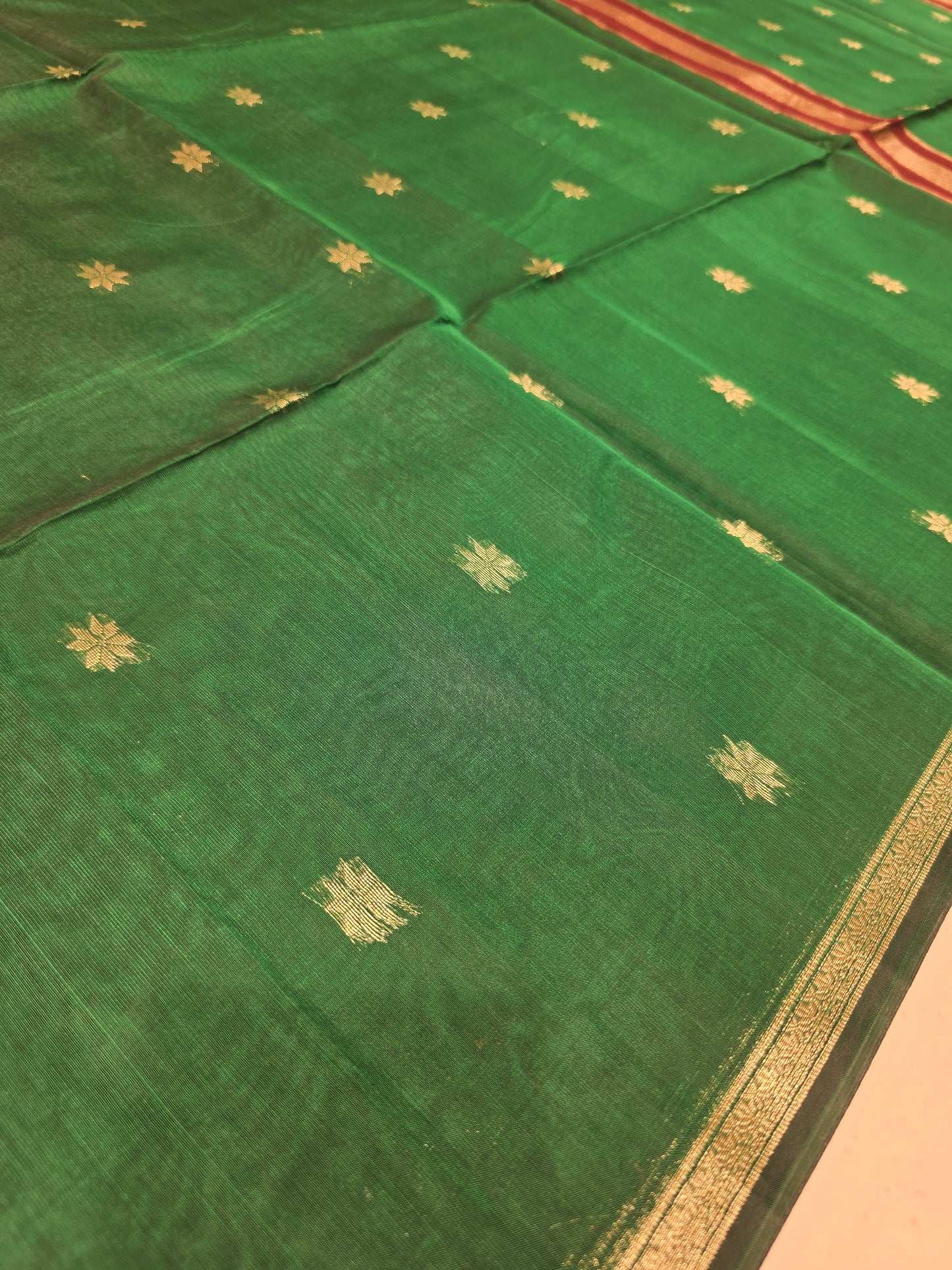 Maheshwari Cotton Silk Saree with Zari Border & Butta Design | Lightweight Festive & Daily Wear Saree for Women