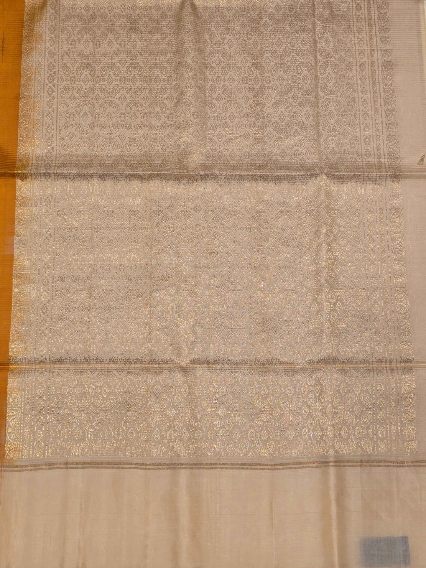 Pure softsilk saree with rain drops motifs over the body