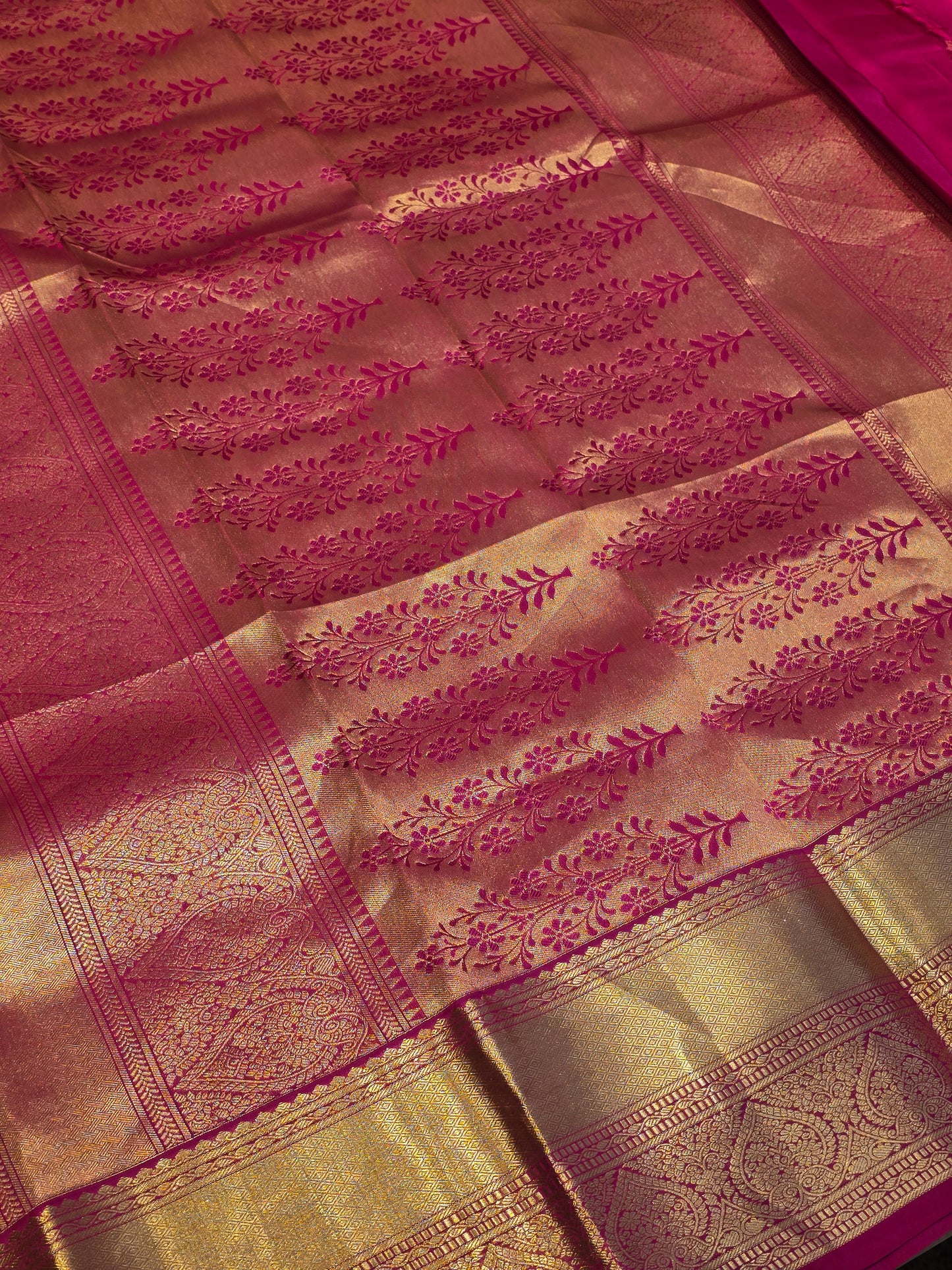 Exclusive Pure Handloom Kanjivaram Silk Saree with Rudrakshi Style Motifs, Traditional Leaf Designed Border and Rich Pallu for Wedding Occasions