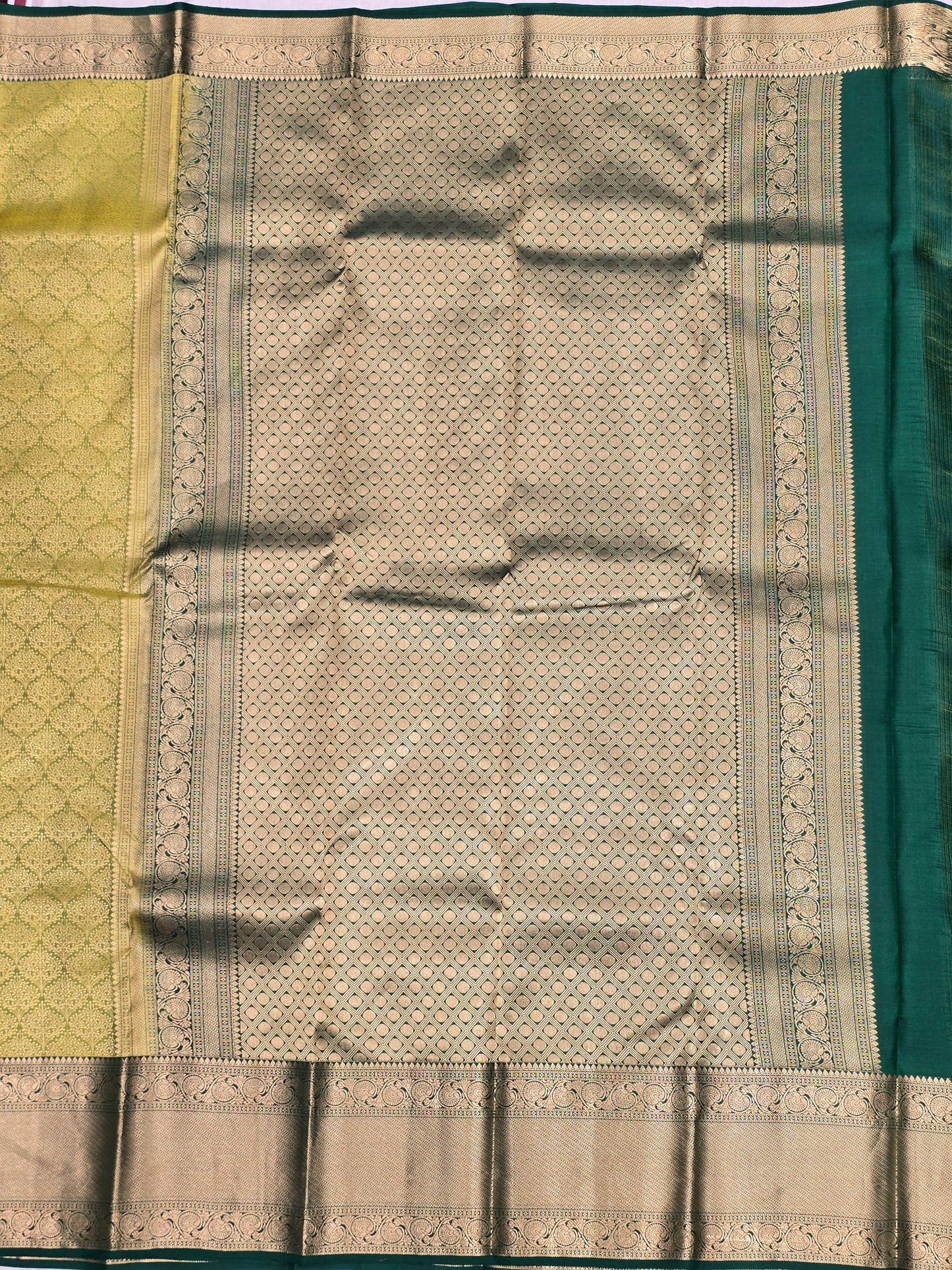 Pure Handloom Kanjivaram Brocade Silk Saree with Gatti Border and Rich Pallu