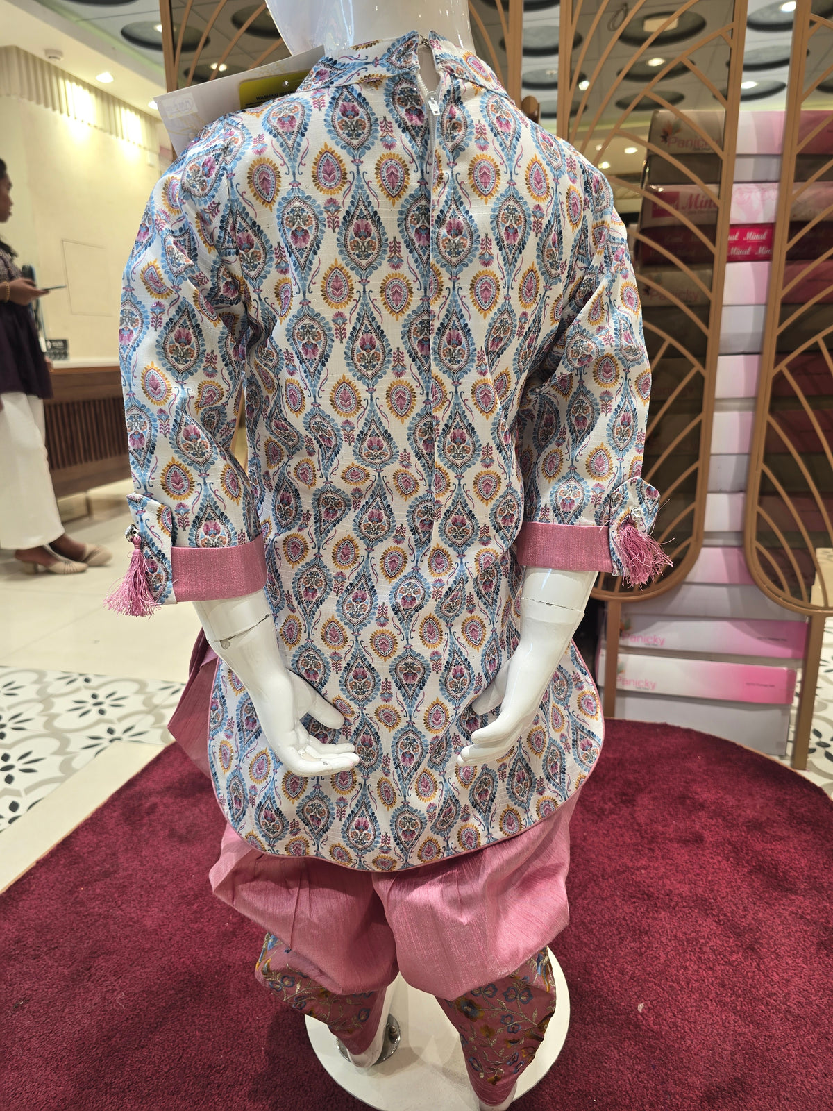 Girls Baby Pink Printed Crepe Patiala Set