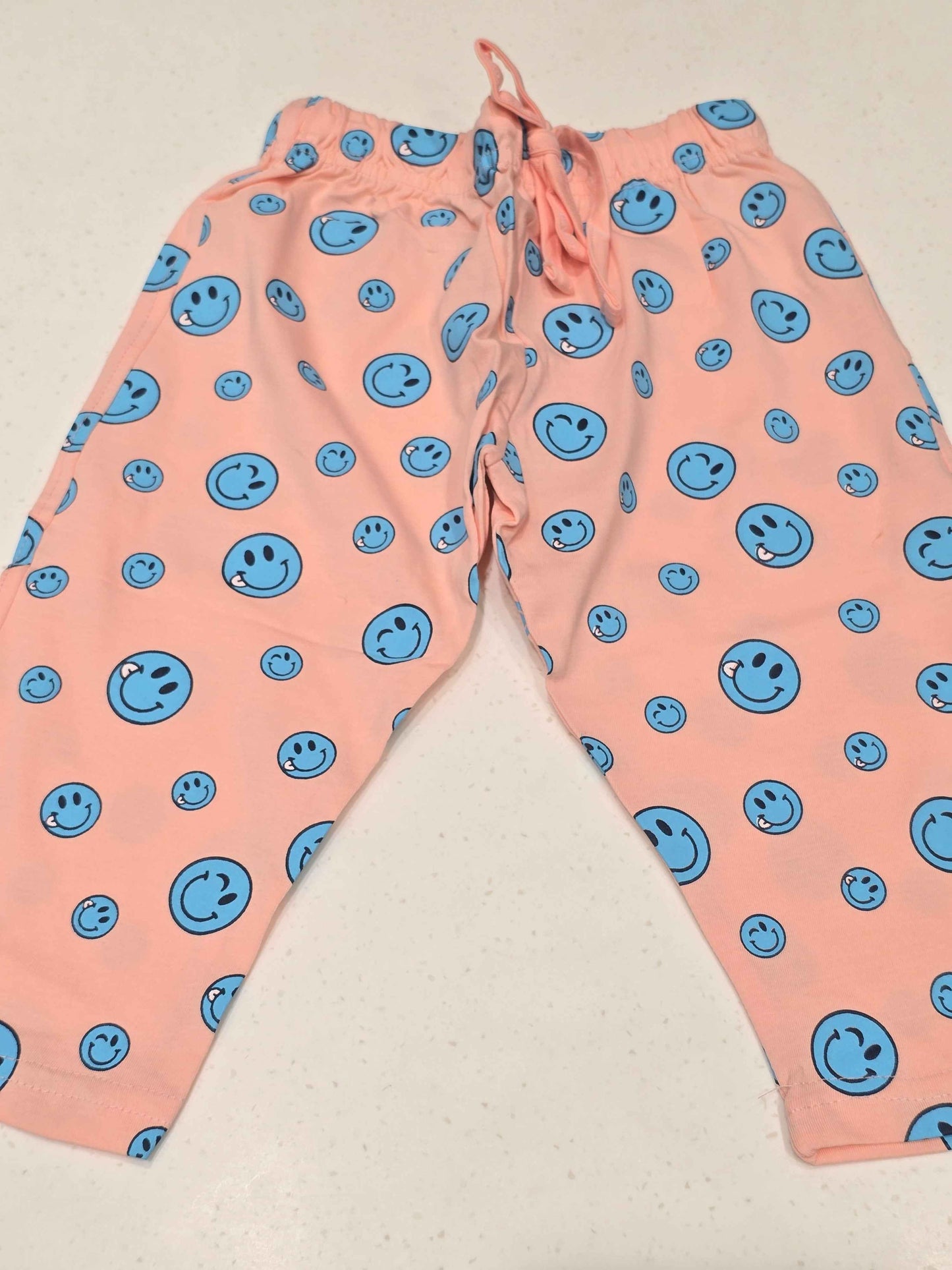 Cotton material capri for Girls with smily prints