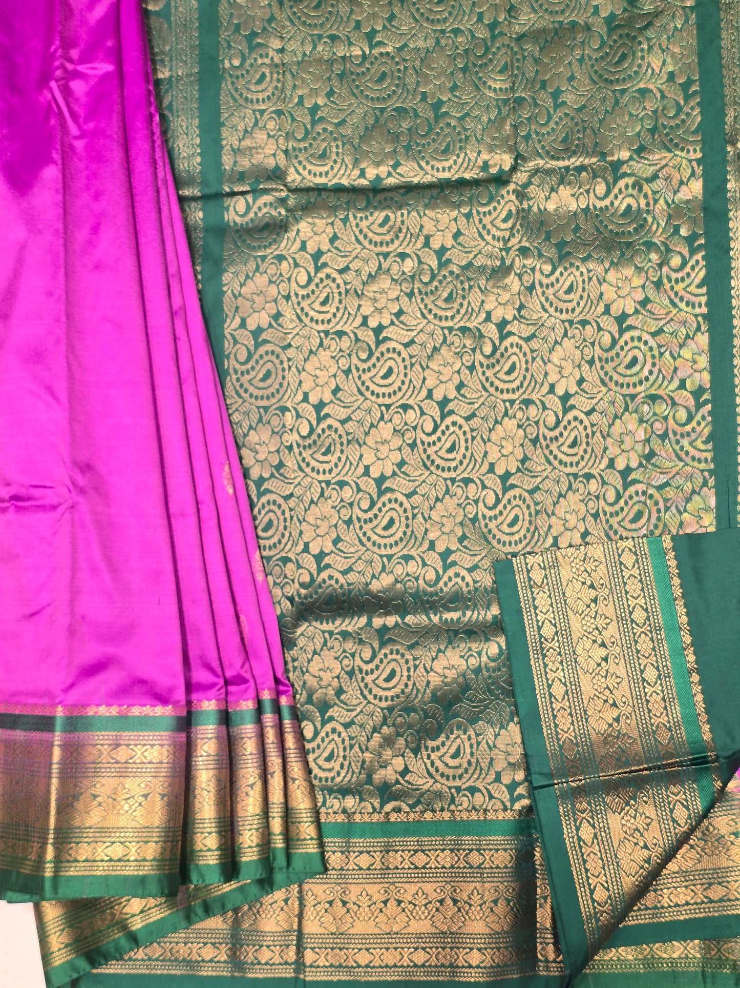 Handloom Pure Silk Saree with Kadiyal Border