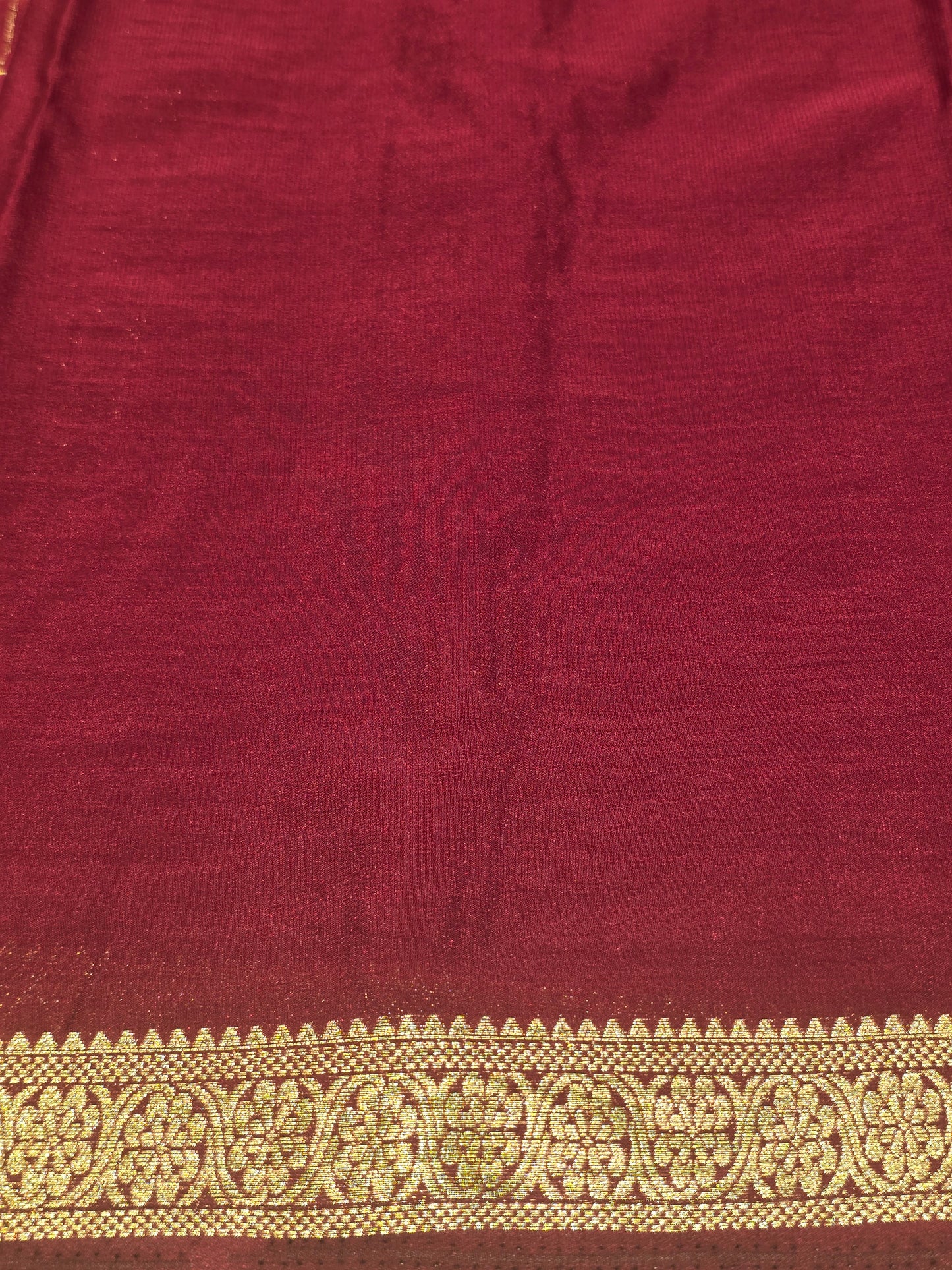 Semi Crepe Silk Saree with Checked Pattern, Small Traditional Border & Rich Pallu | Festive & Traditional Wear