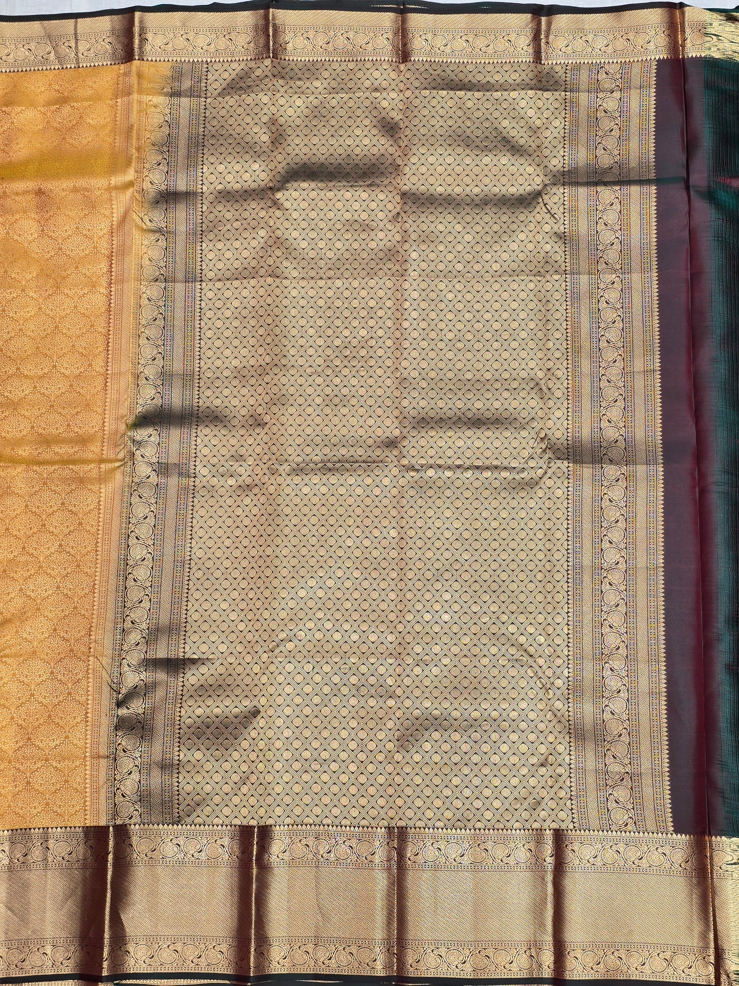 Pure Handloom Kanjivaram Brocade Silk Saree with Gatti Border and Rich Pallu