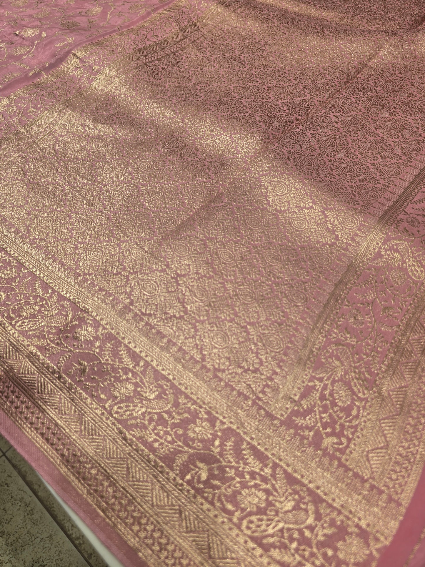 Viscose Banarasi Silk Saree with Zari Weaving & Rich Border | Elegant Festive & Party Wear Saree for Women