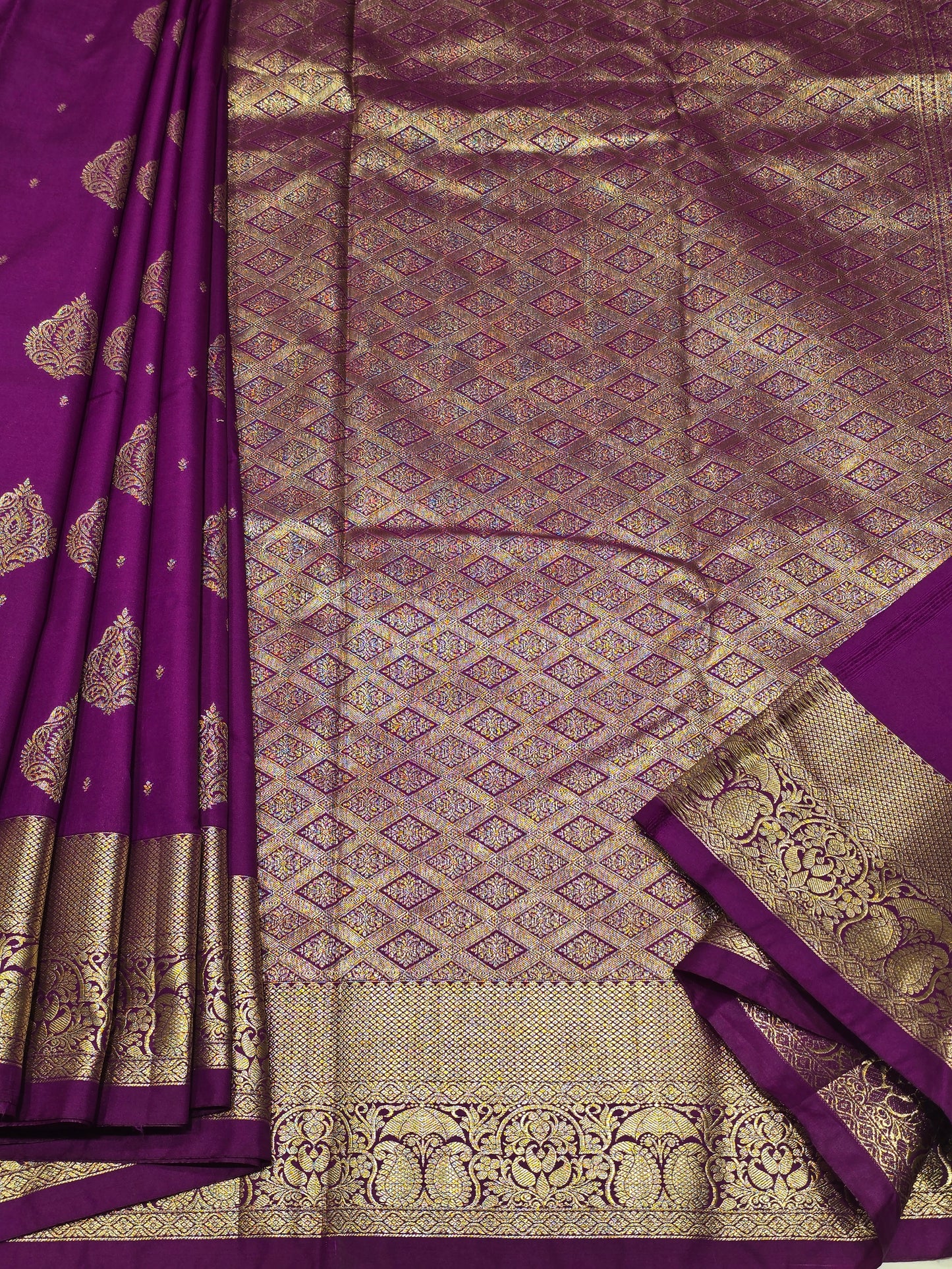 Semi Kanjivaram Silk Saree with Traditional Mango Border