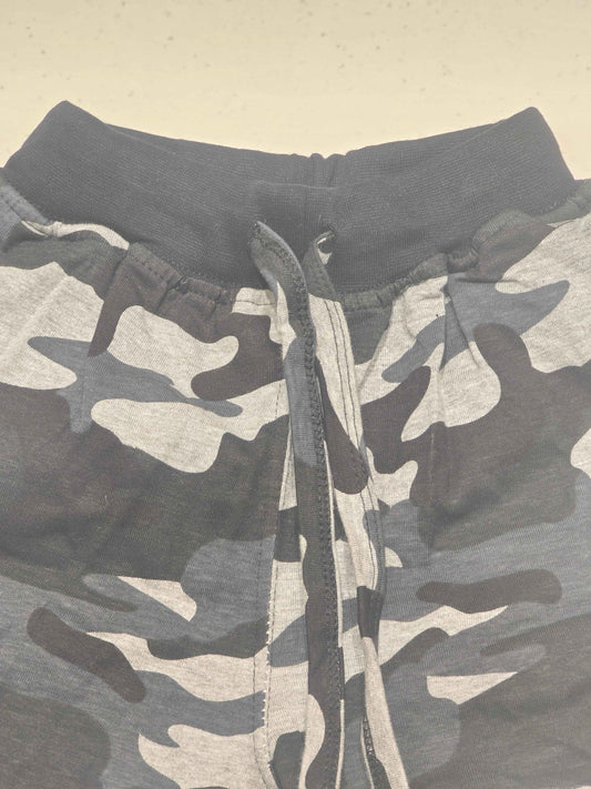 Cotton material military shorts with round Elasticable