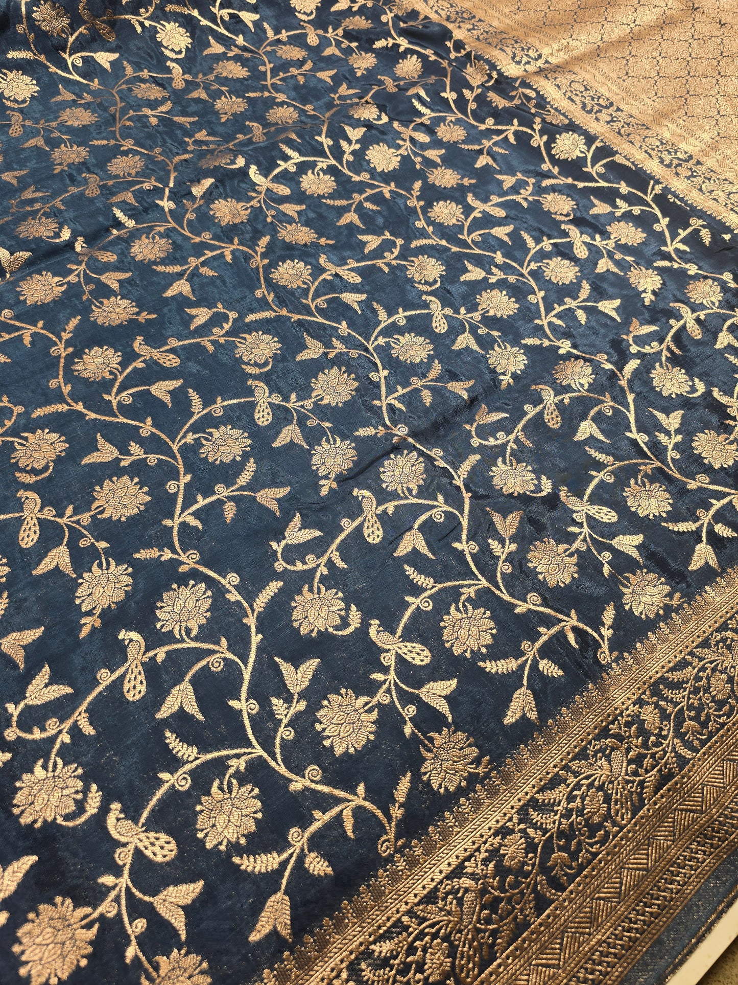 Viscose Banarasi Silk Saree with Zari Weaving & Rich Border | Elegant Festive & Party Wear Saree for Women