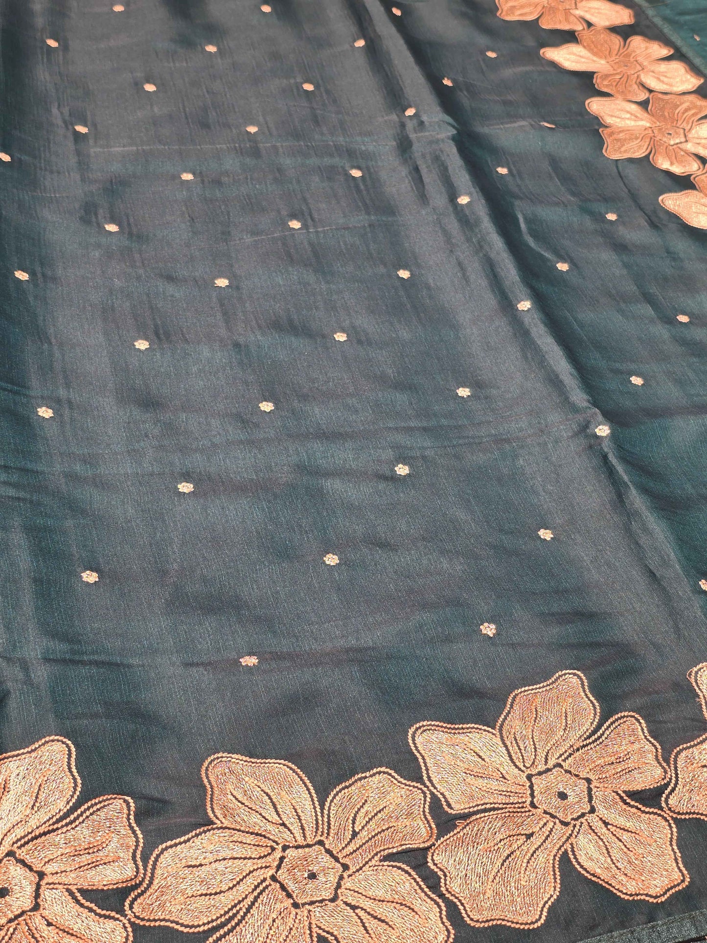 Tussar Saree with White Butta Work