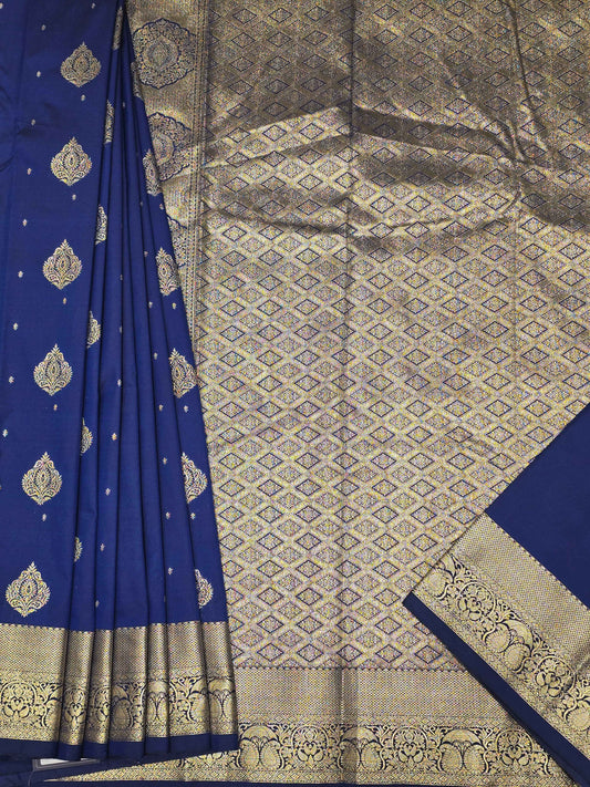 Semi kanjivaram silk saree with rich pallu