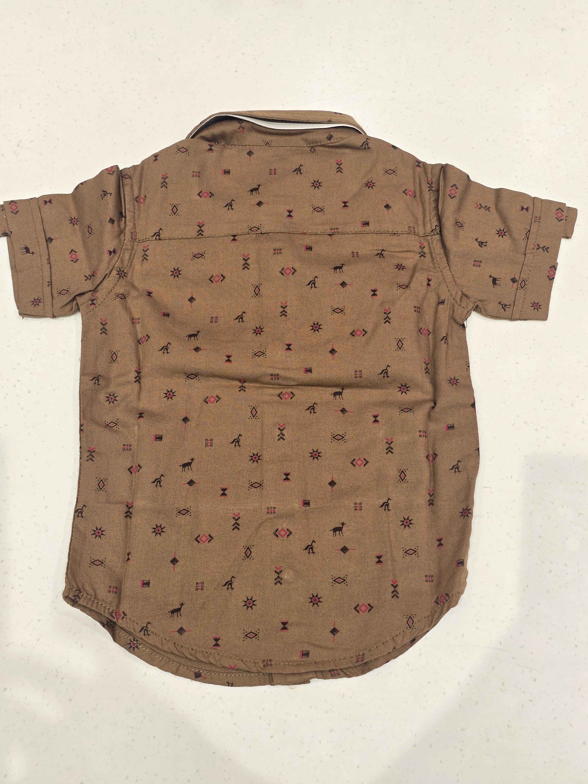 Cotton material burgundy shade shirt for boys with colar neck