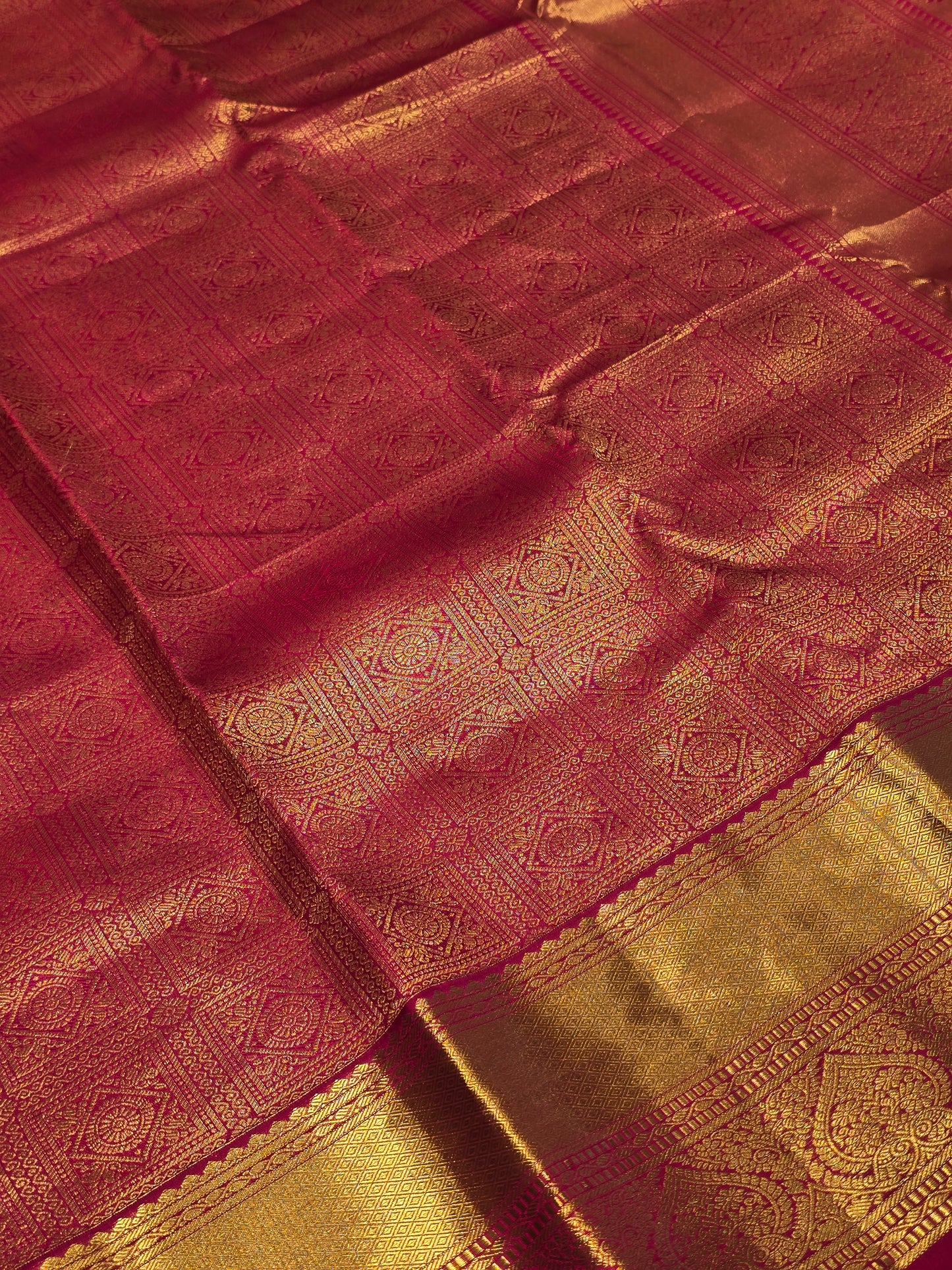 Exclusive Pure Handloom Kanjivaram Silk Saree with Rudrakshi Style Motifs, Traditional Leaf Designed Border and Rich Pallu for Wedding Occasions