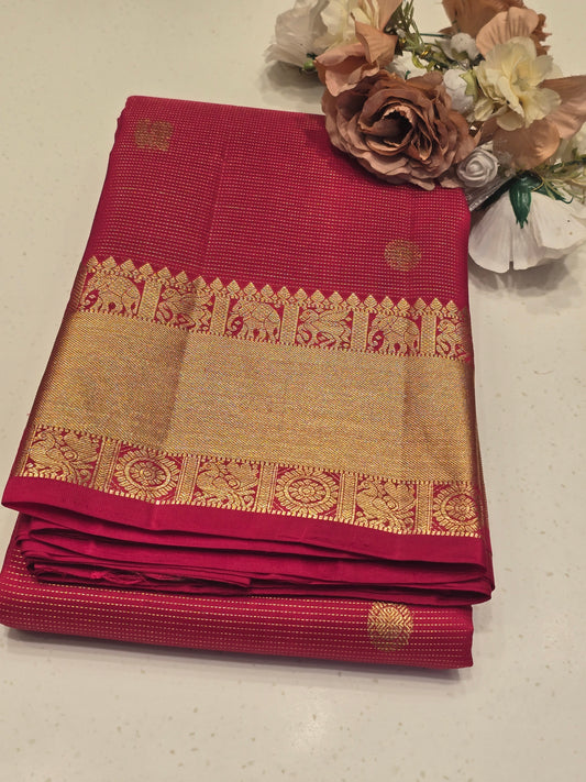 Pure Kanchee Handloom Silk Saree with Micro Horizontal Pattern, Traditional Zari Border & Rich Bottle Green / Reddish Pink Blouse | Wedding & Festive Wear